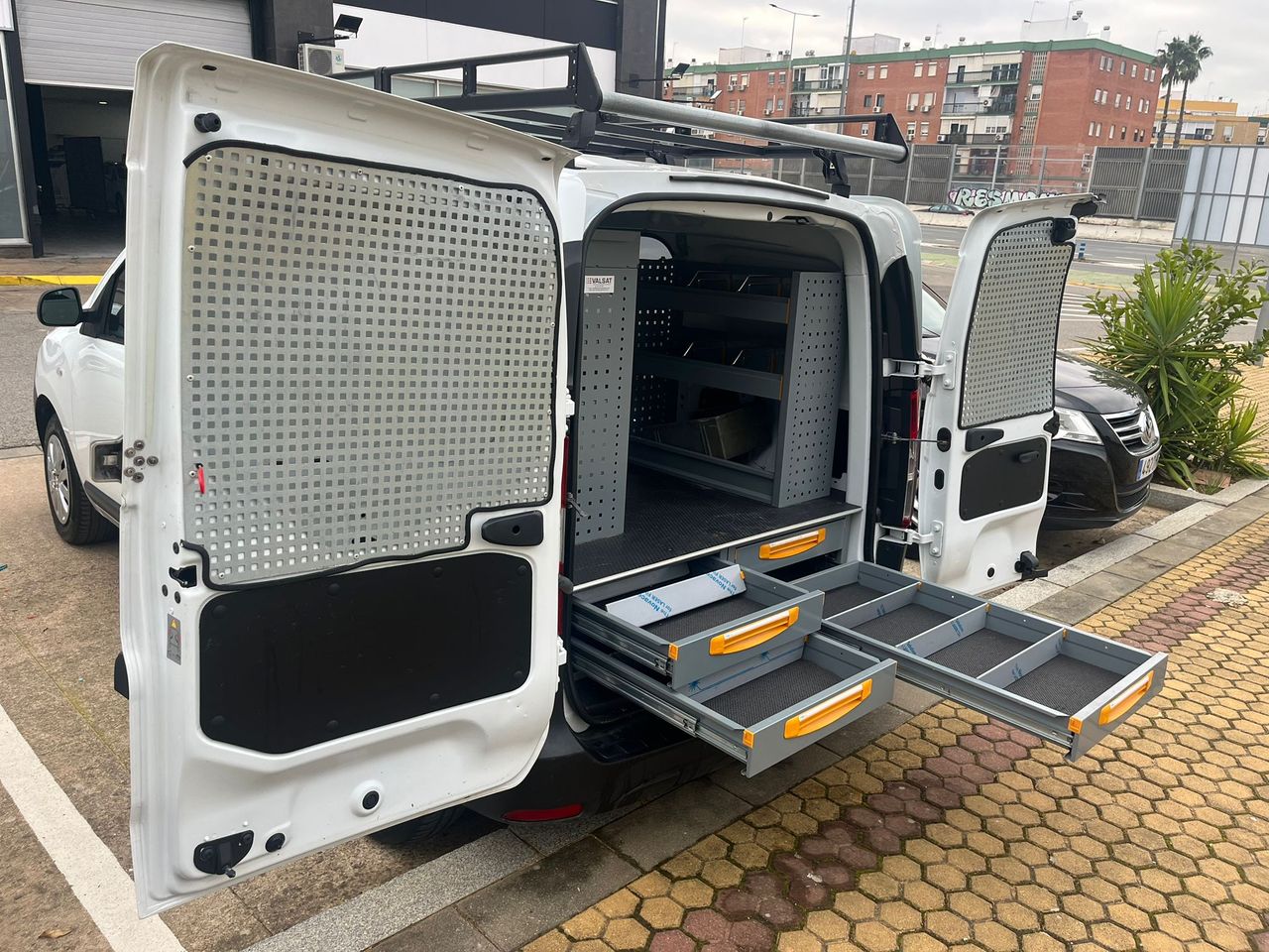 Dacia Dokker VAN ESSENTIAL 1.6 GLP 100CV - Foto 18