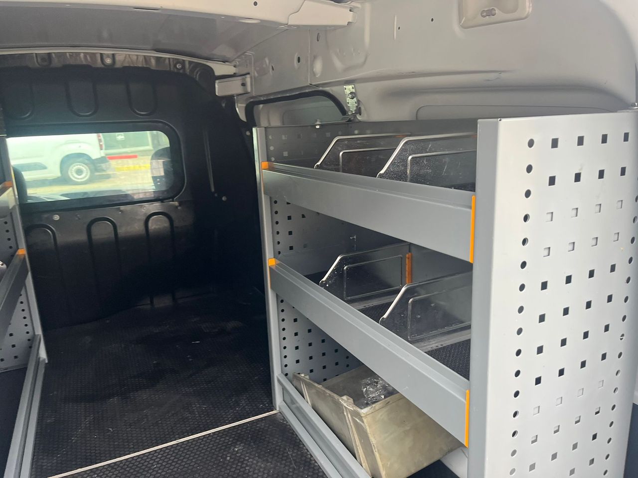 Dacia Dokker VAN ESSENTIAL 1.6 GLP 100CV - Foto 24