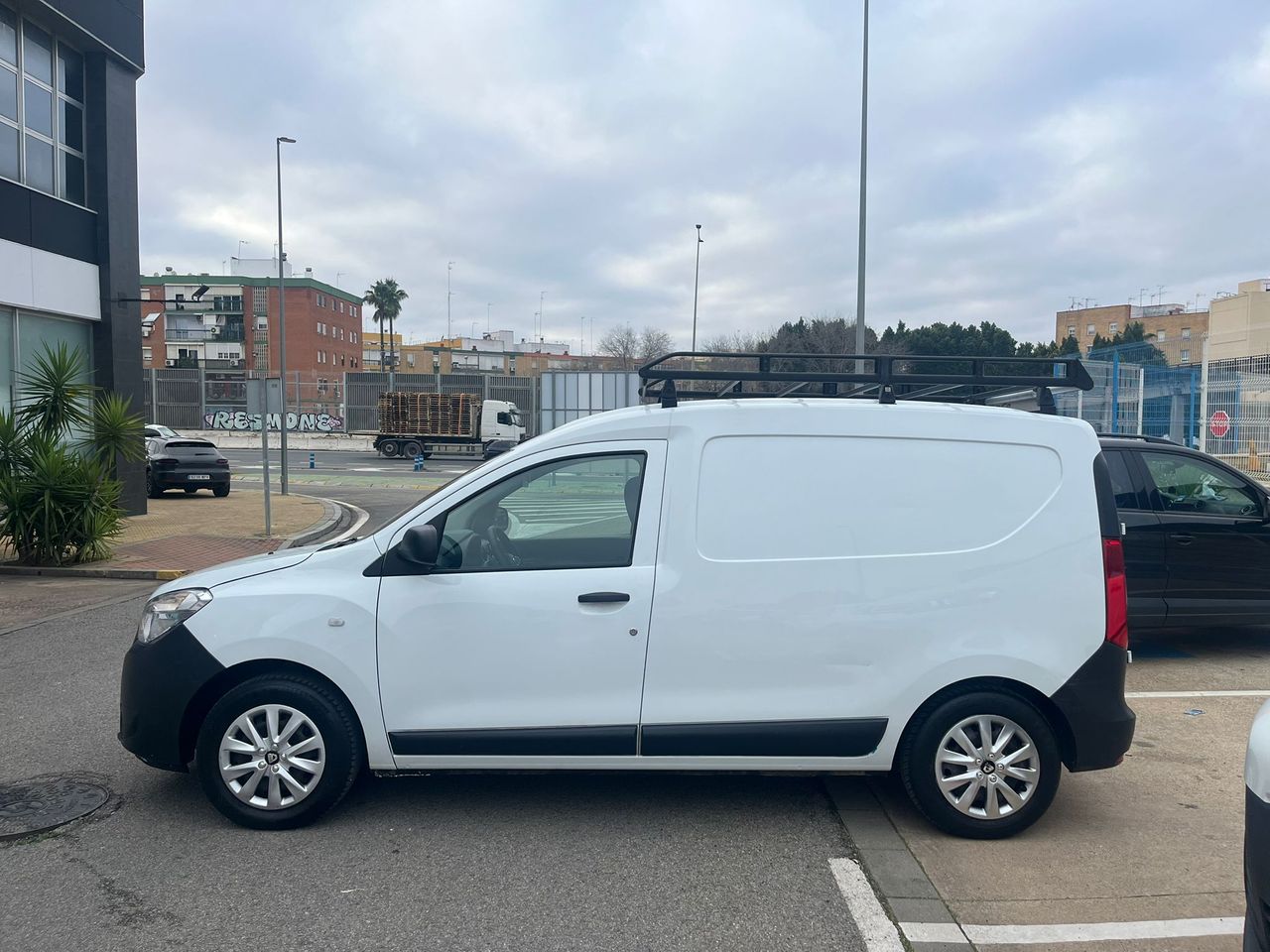 Dacia Dokker VAN ESSENTIAL 1.6 GLP 100CV - Foto 34
