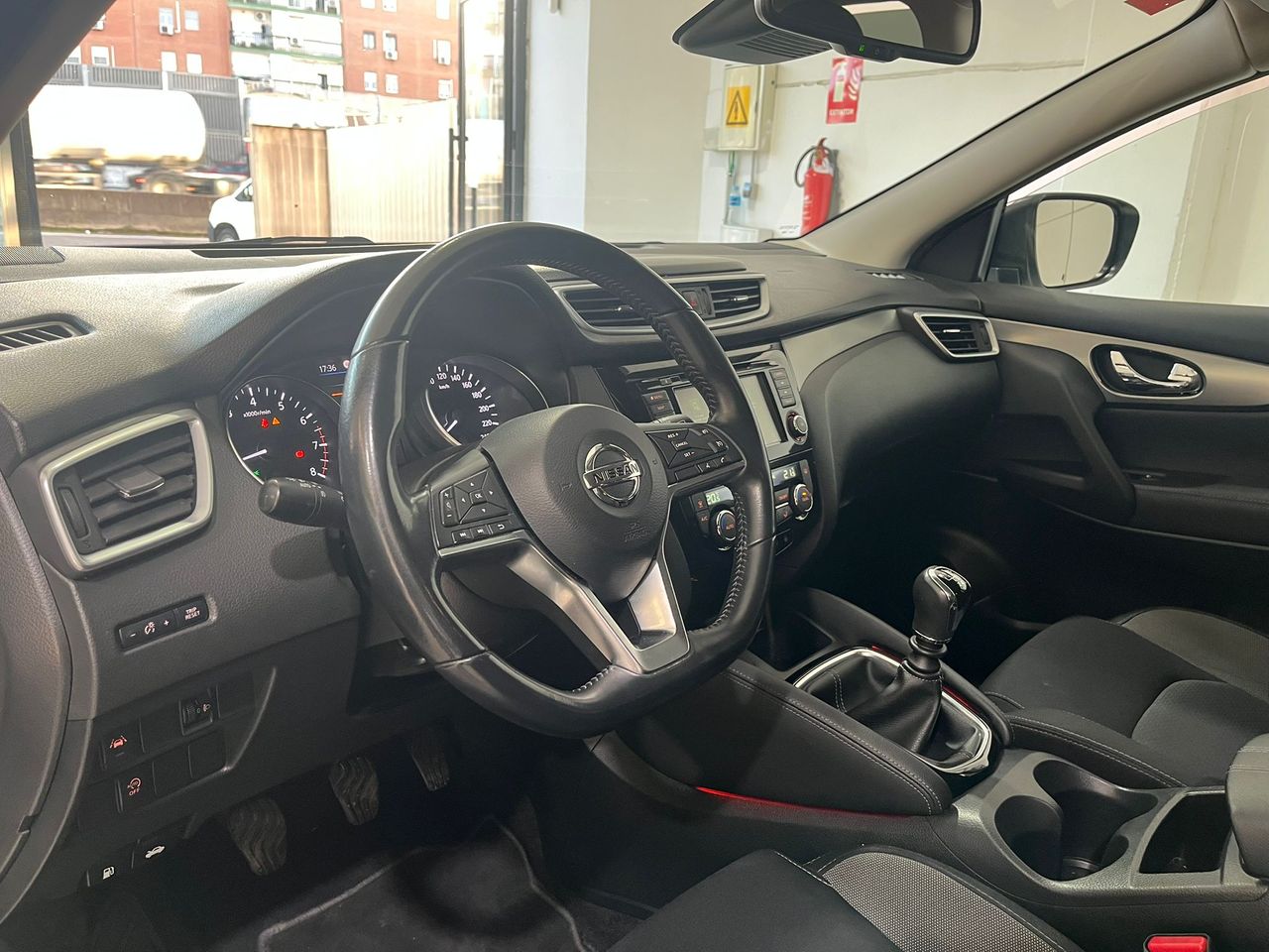 Nissan Qashqai N-Connecta DIG-T 103 kW (140 CV) - Foto 25