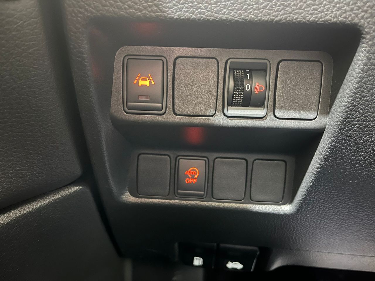 Nissan Qashqai N-Connecta DIG-T 103 kW (140 CV) - Foto 27