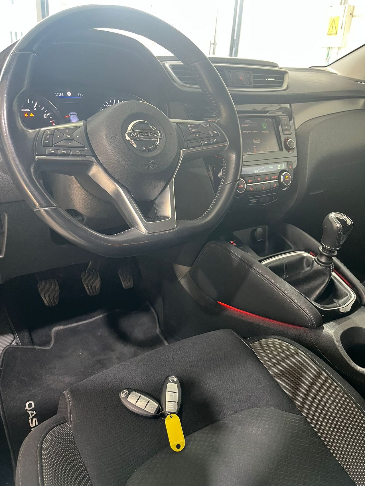 Nissan Qashqai N-Connecta DIG-T 103 kW (140 CV) - Foto 28