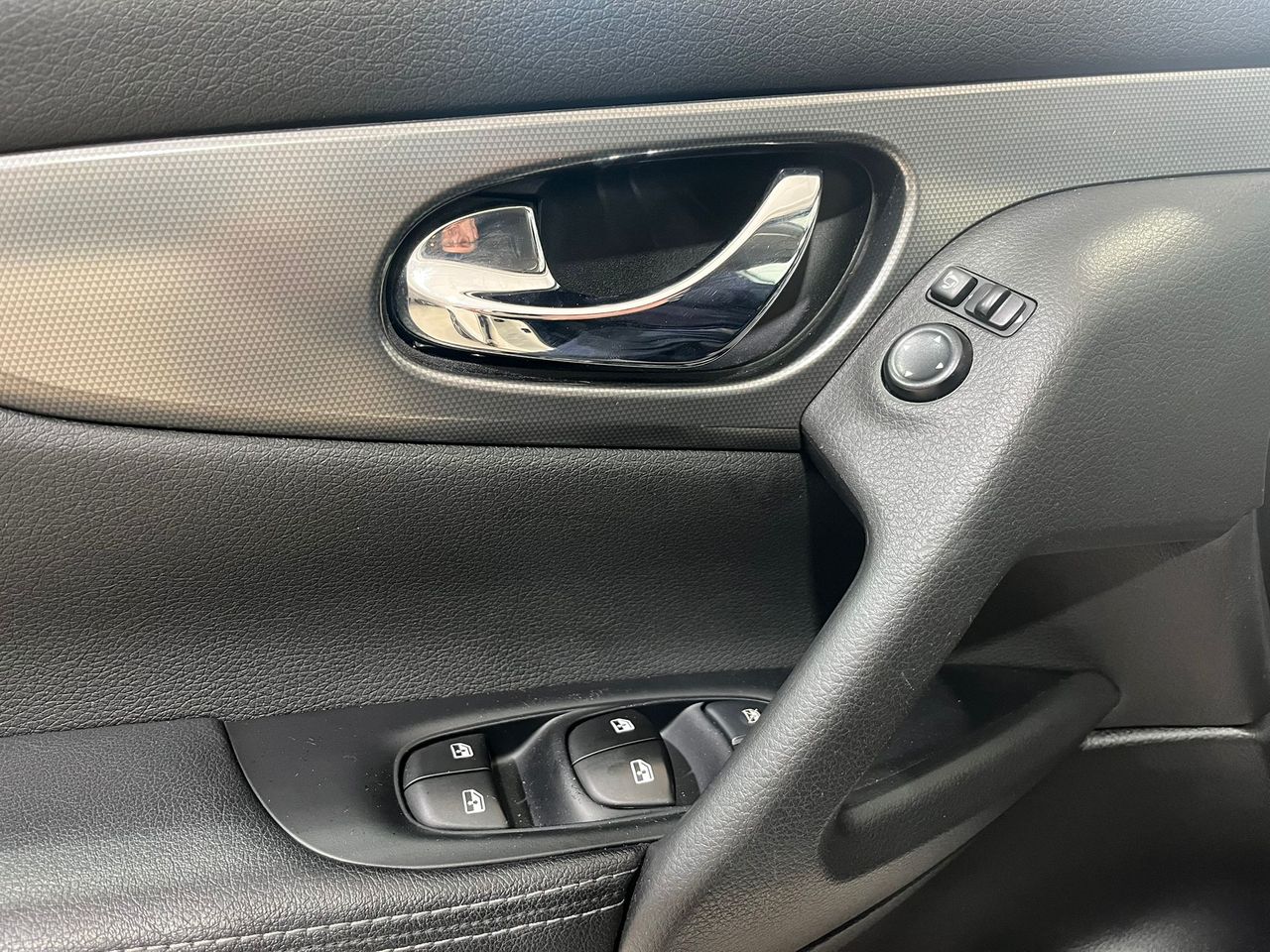 Nissan Qashqai N-Connecta DIG-T 103 kW (140 CV) - Foto 30