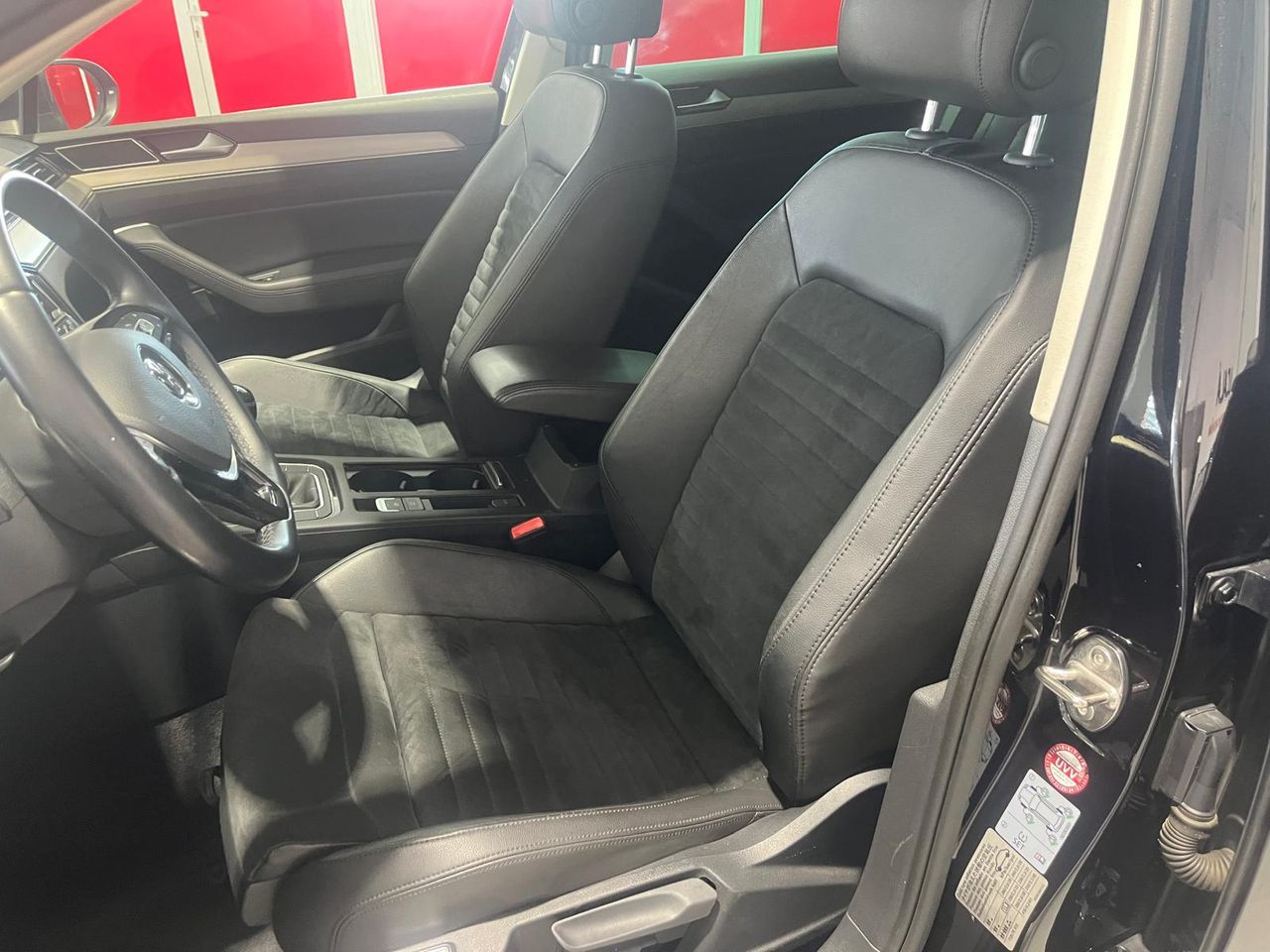 Volkswagen Passat Variant Advance 2.0 TDI BMT 110 kW (150 CV) - Foto 11