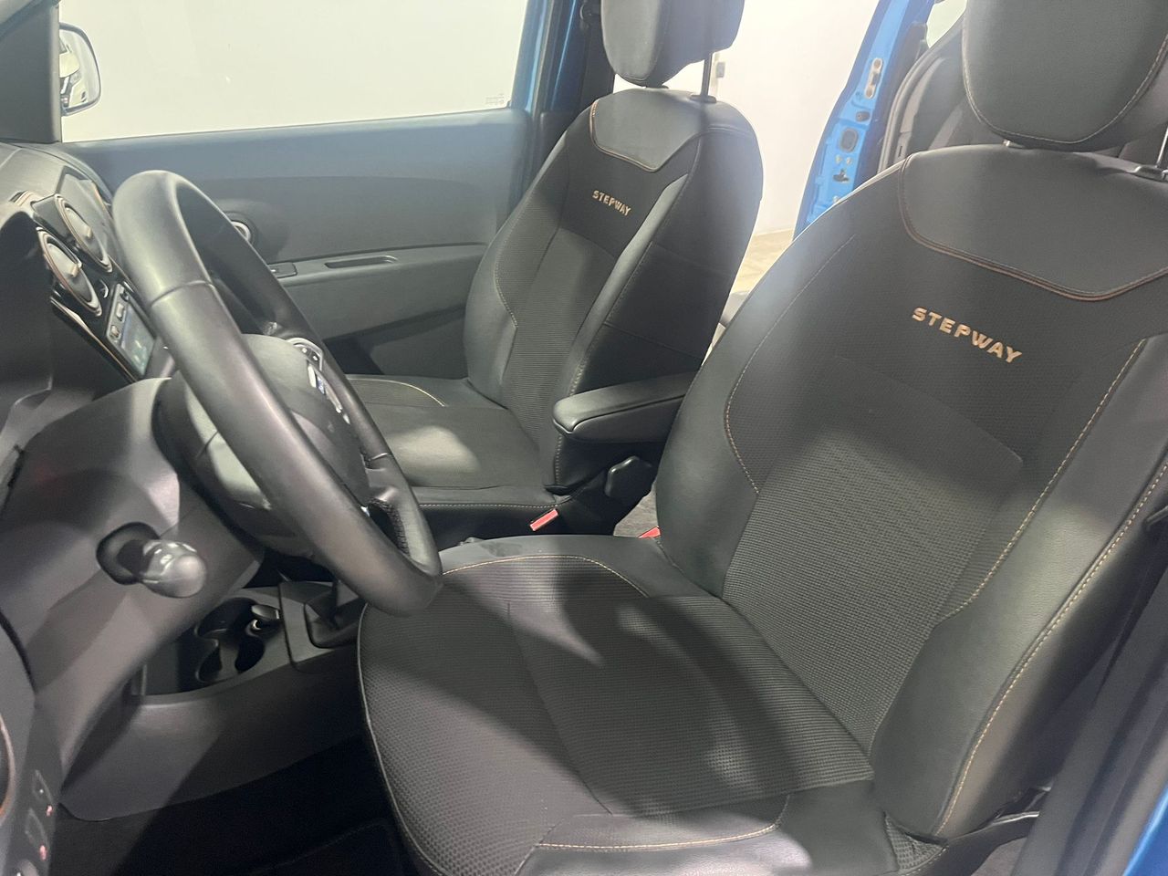 Dacia Dokker Stepway 1.5 DCI Celebration 90cv - Foto 20