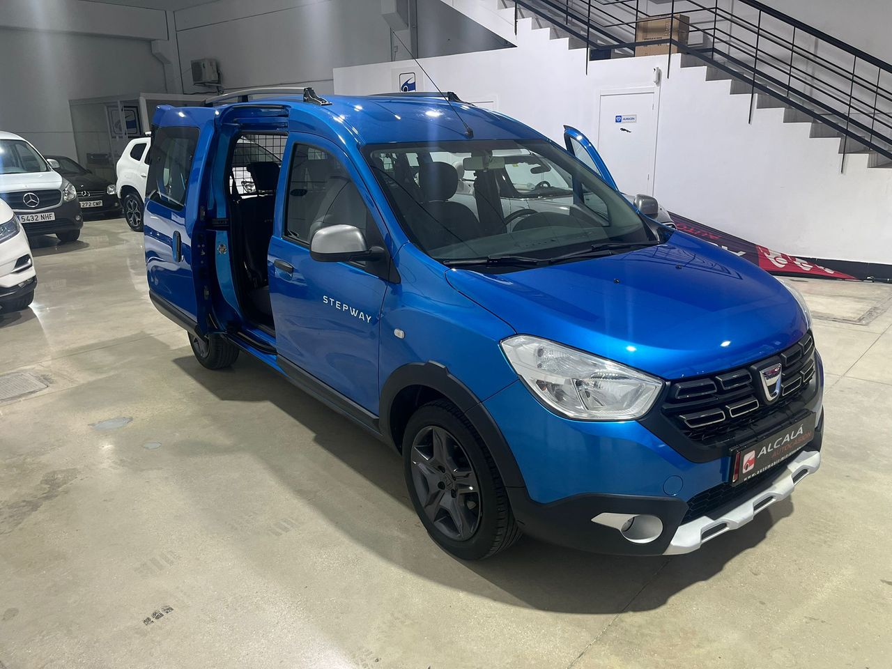 Dacia Dokker Stepway 1.5 DCI Celebration 90cv - Foto 25