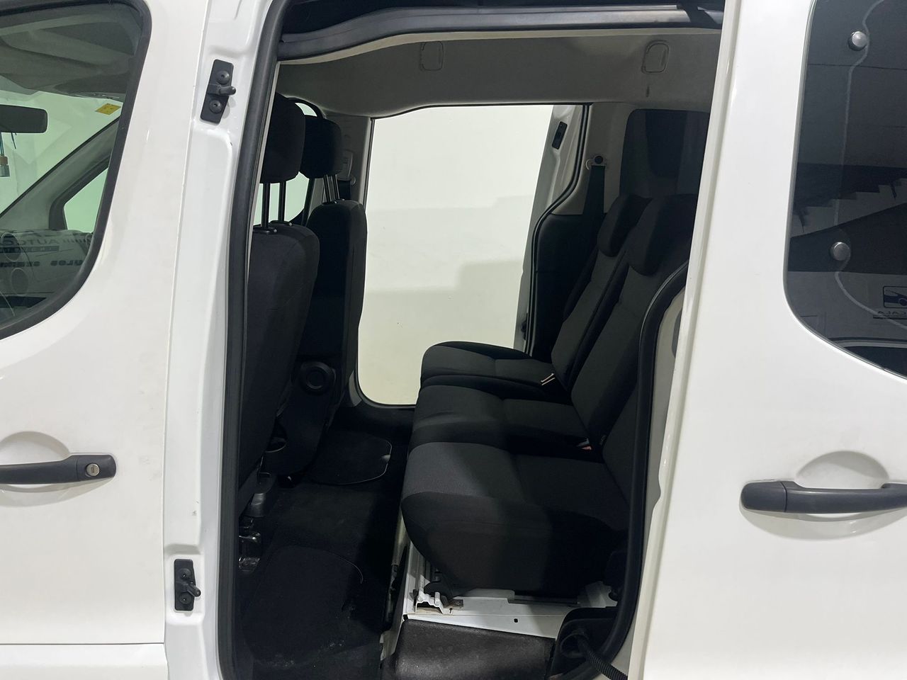 Peugeot Partner TEPEE 1.6 BLUEHDI ACCESS 75CV - Foto 9