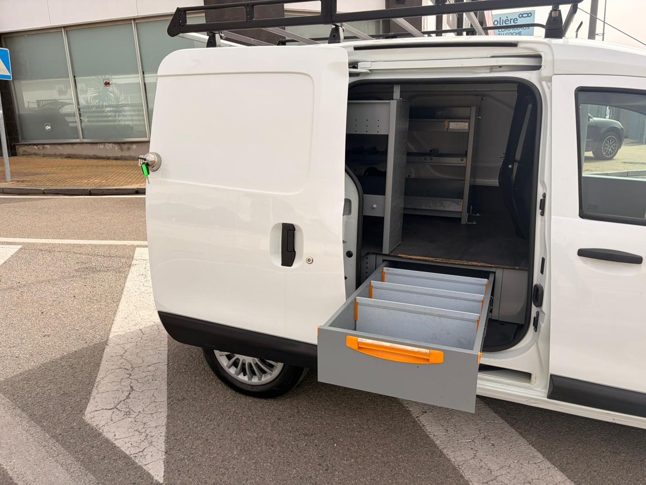 Dacia Dokker Essential 1.6 75 kW (100 CV) GLP - Foto 5