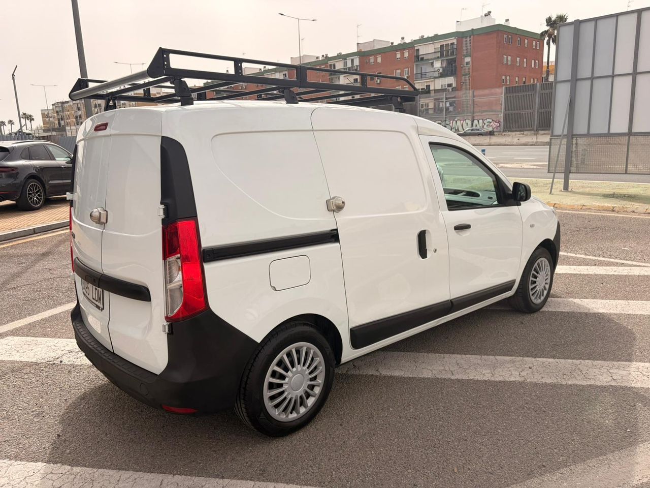 Dacia Dokker Essential 1.6 75 kW (100 CV) GLP - Foto 15