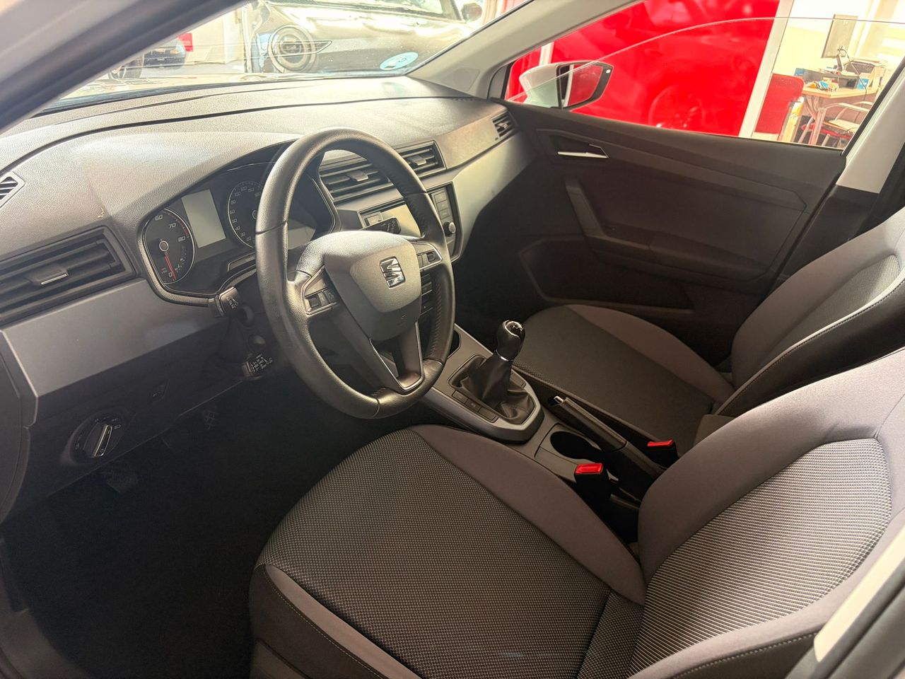 Seat Arona 1.0 TSI 81 kW (110 CV) Start/Stop Style GO2 - Foto 8