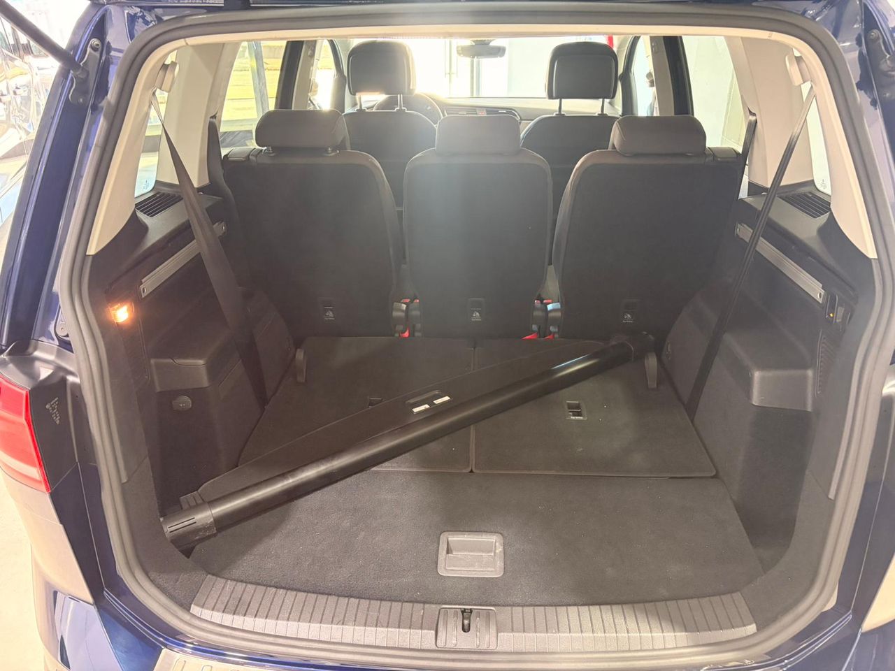 Volkswagen Touran 2.0 TDI HIGHLINE 150CV - Foto 26