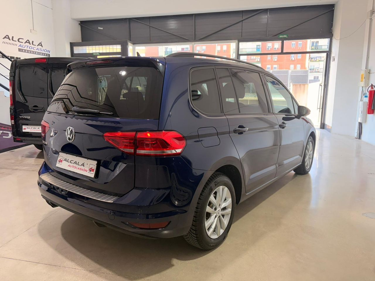 Volkswagen Touran 2.0 TDI HIGHLINE 150CV - Foto 27