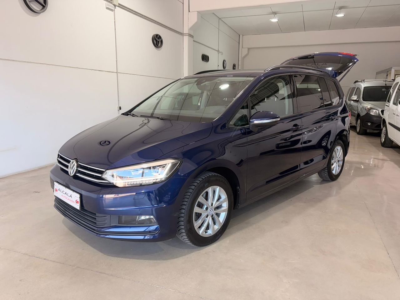 Volkswagen Touran 2.0 TDI HIGHLINE 150CV - Foto 24