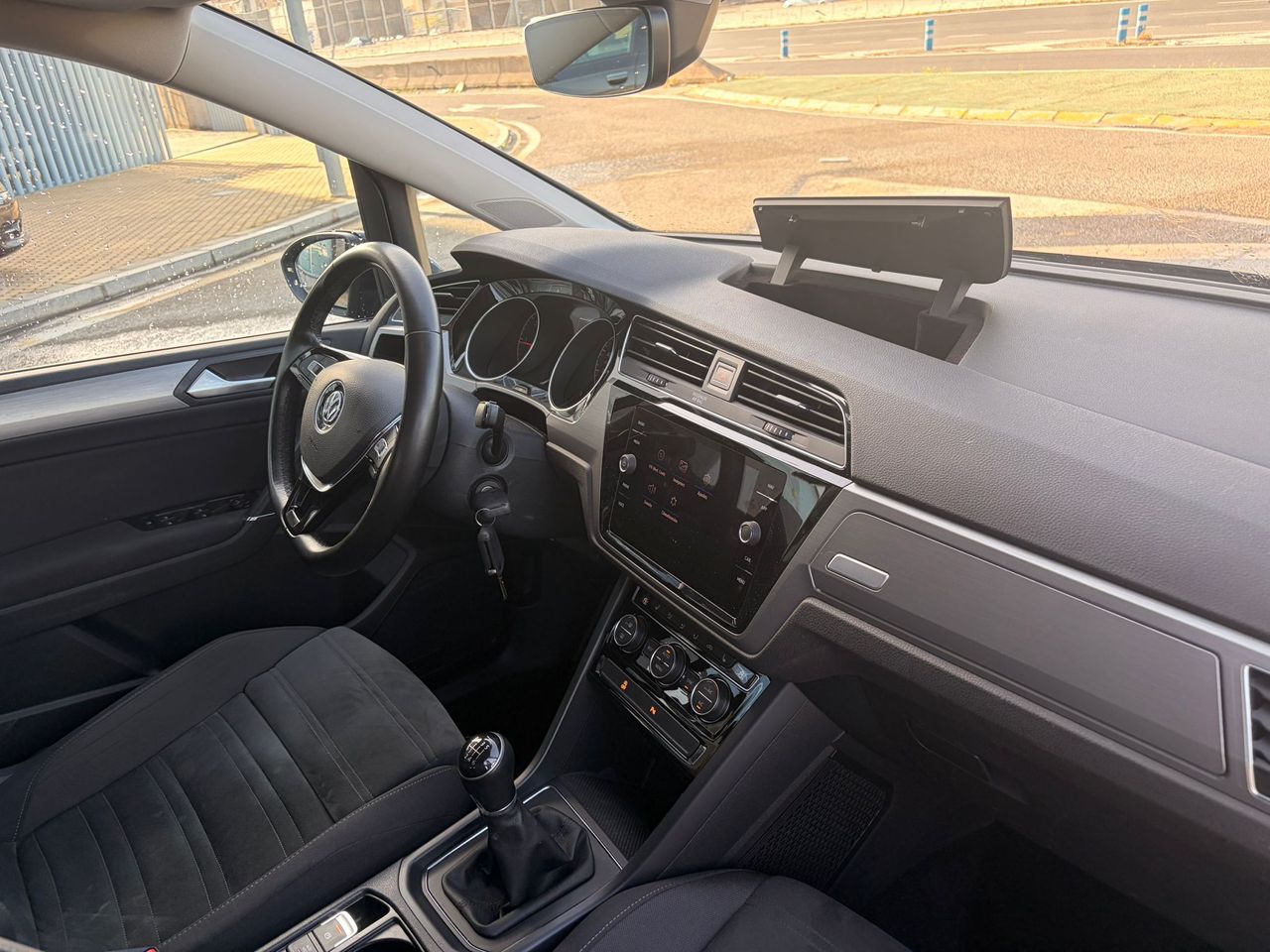 Volkswagen Touran 2.0 TDI HIGHLINE 150CV - Foto 4