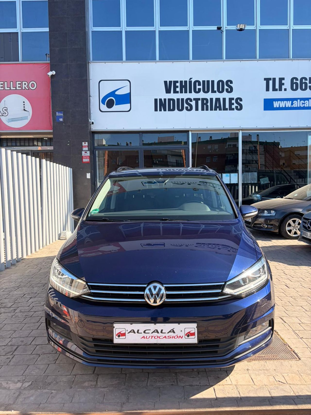 Volkswagen Touran 2.0 TDI HIGHLINE 150CV - Foto 32