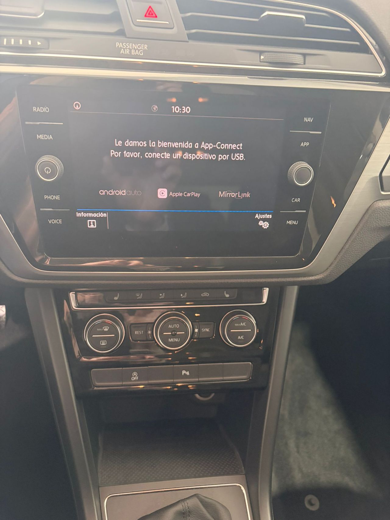 Volkswagen Touran 2.0 TDI HIGHLINE 150CV - Foto 23