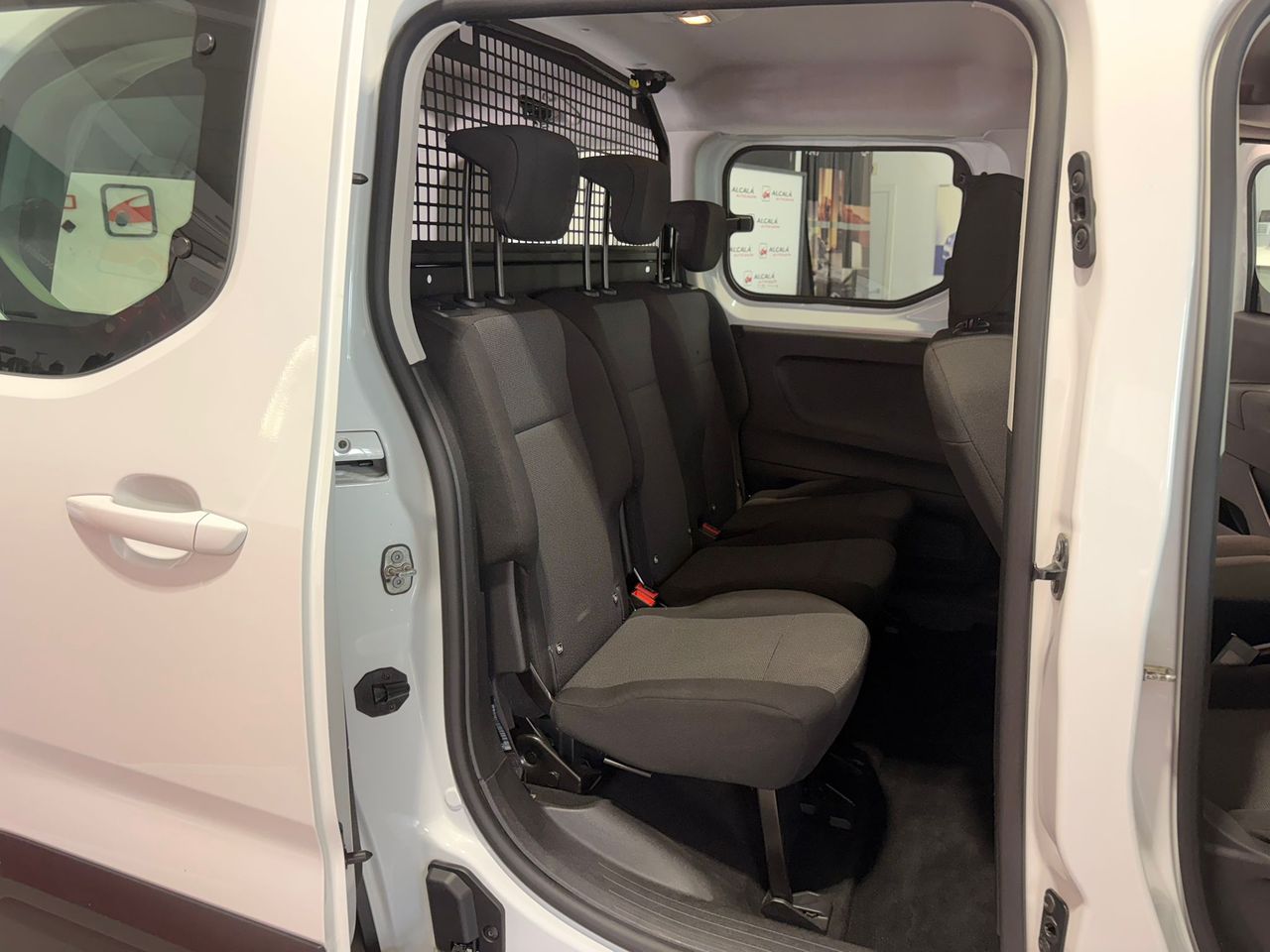 Peugeot Rifter 1.5 BLUEHdi Active Pack Business 100cv - Foto 9