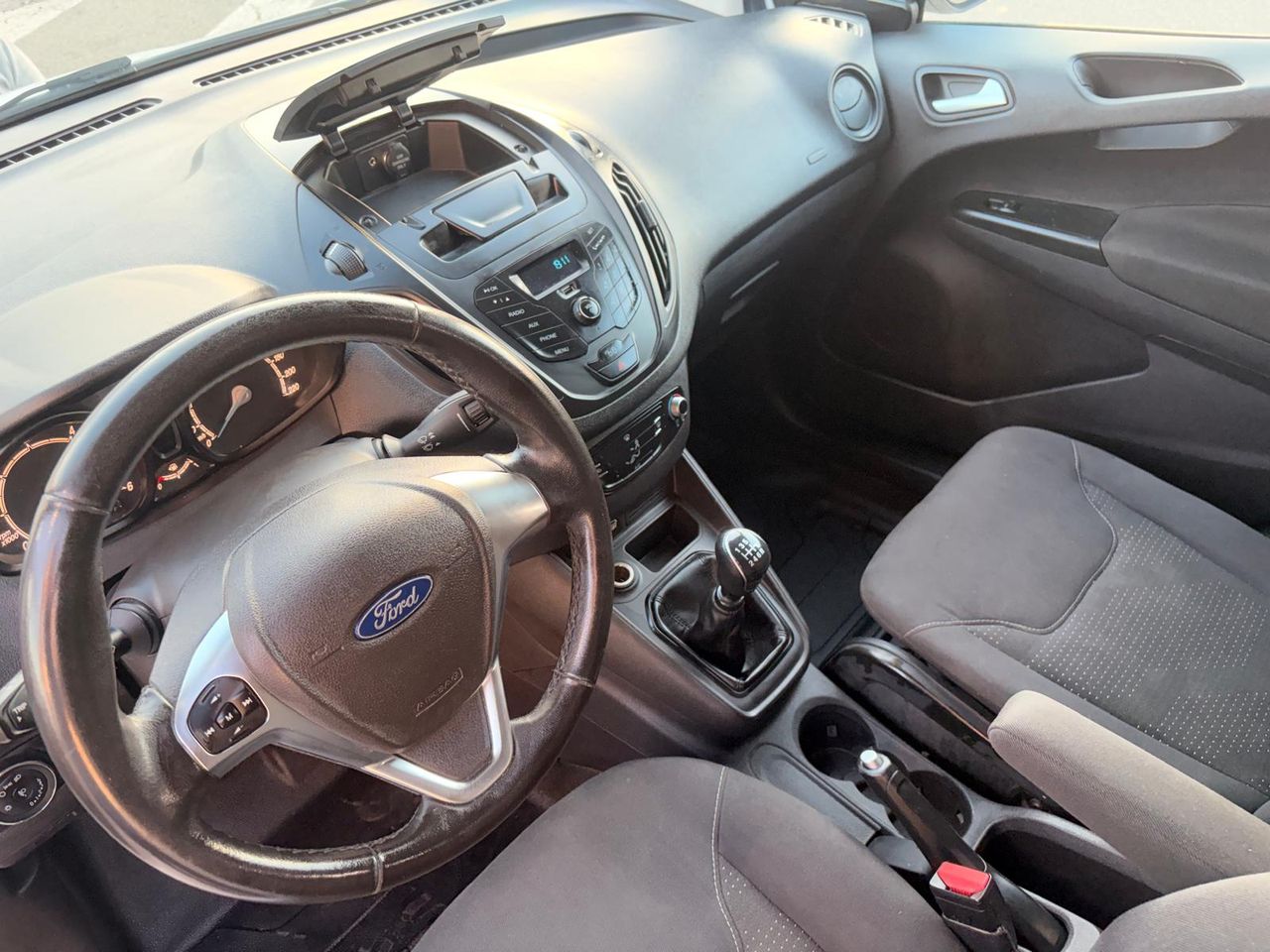 Ford Transit Courier VAN 1.5 TDCI TREND 75CV - Foto 6