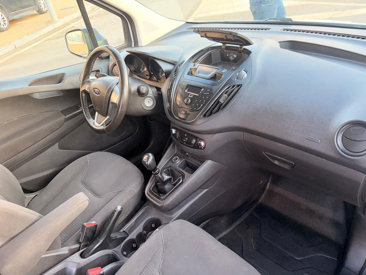 Ford Transit Courier VAN 1.5 TDCI TREND 75CV - Foto 8