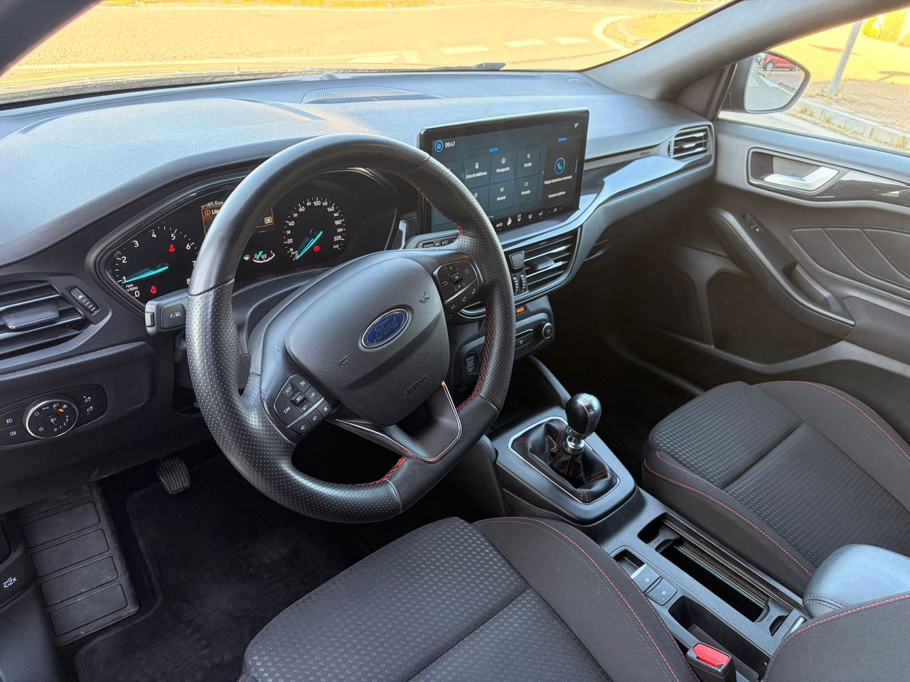 Ford Focus 1.0 ECOBOOST MHEV ST LINE X - Foto 25