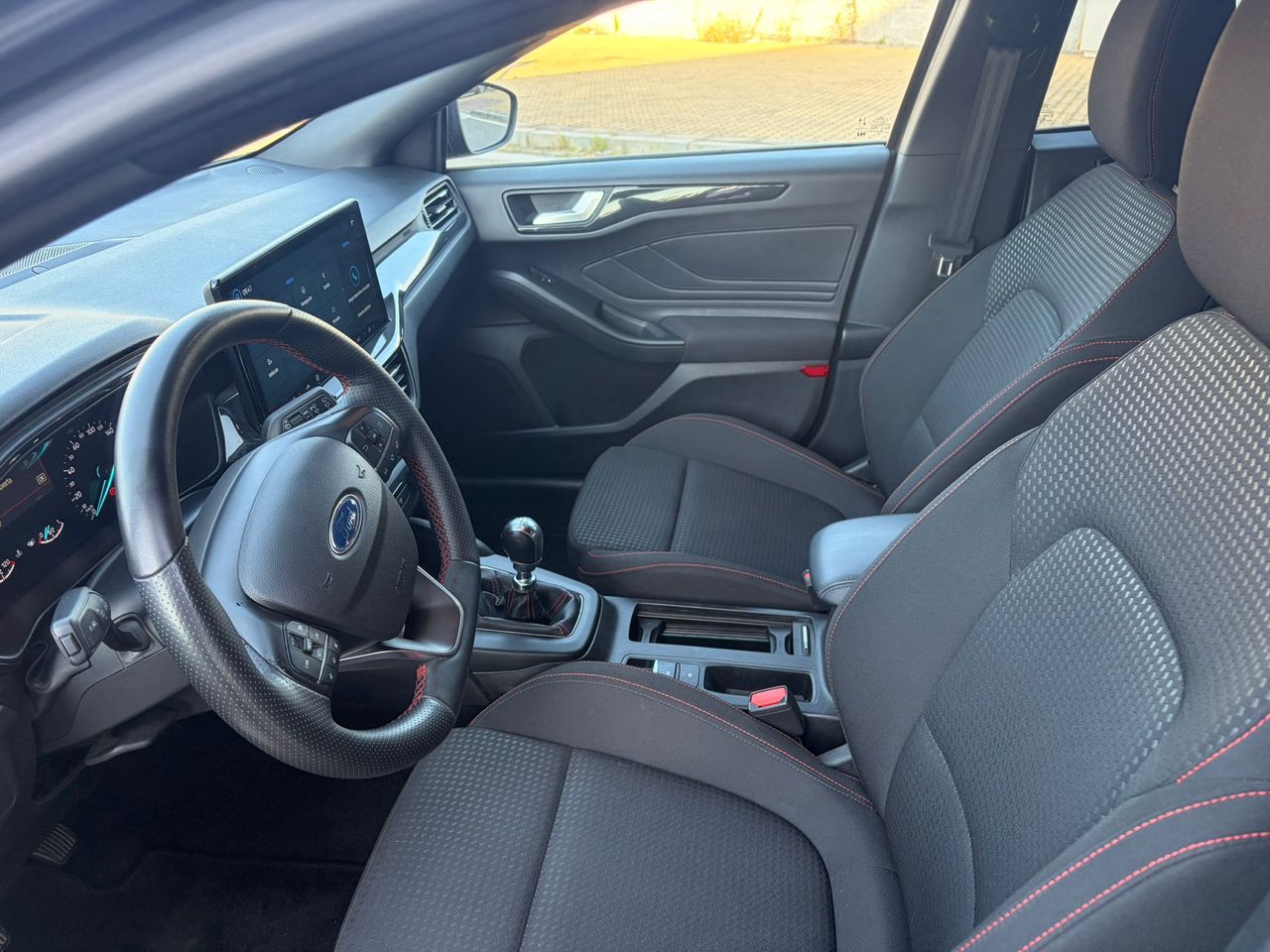 Ford Focus 1.0 ECOBOOST MHEV ST LINE X - Foto 26