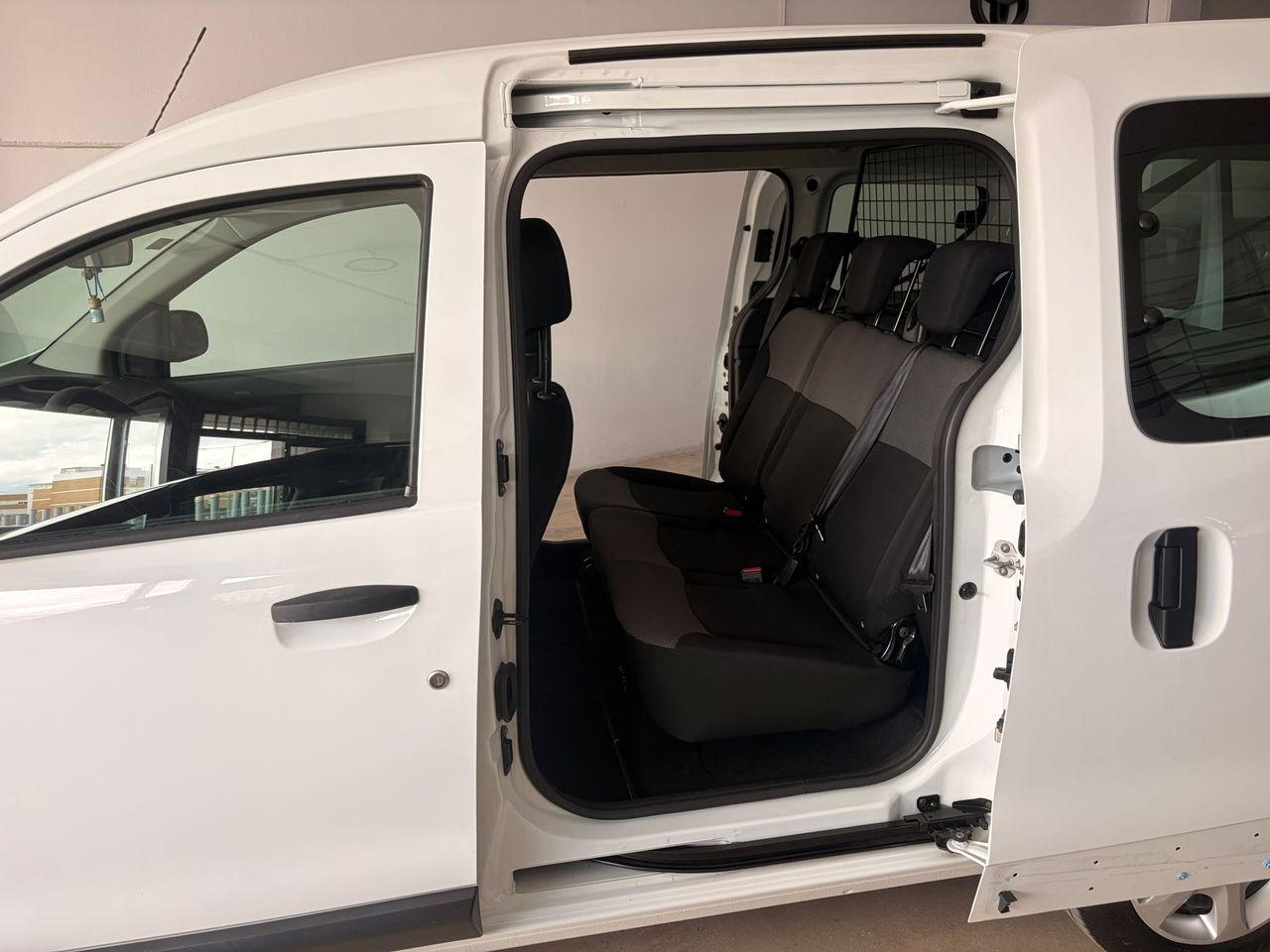 Dacia Dokker Essential 1.6 80 kW (110 CV) ECO-G - Foto 30