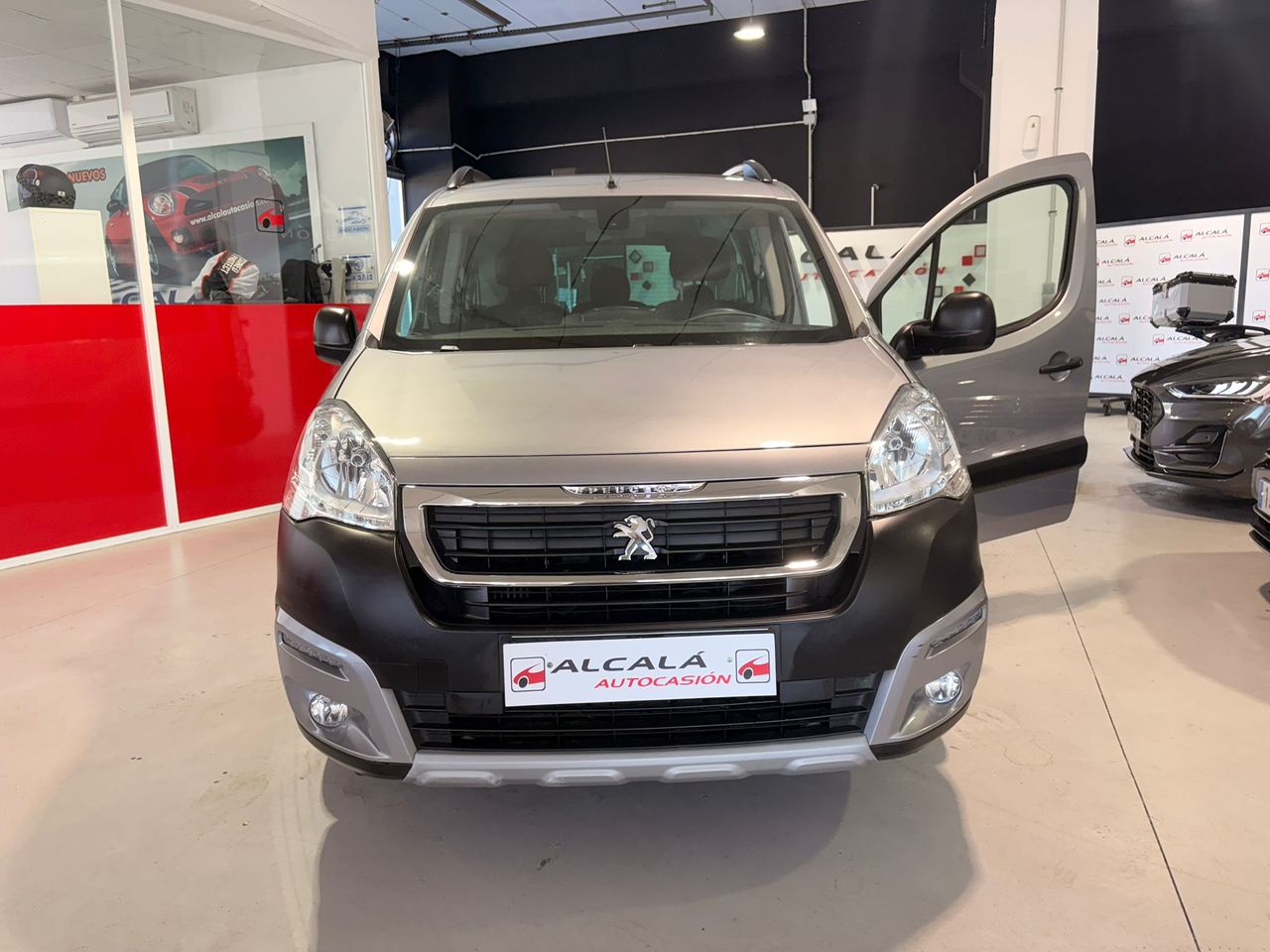 Peugeot Partner TEPEE 1.6 BLUEHDI 120CV - Foto 25