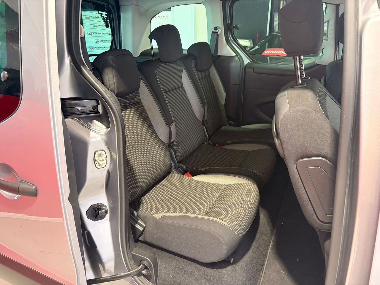 Peugeot Partner TEPEE 1.6 BLUEHDI 120CV - Foto 18