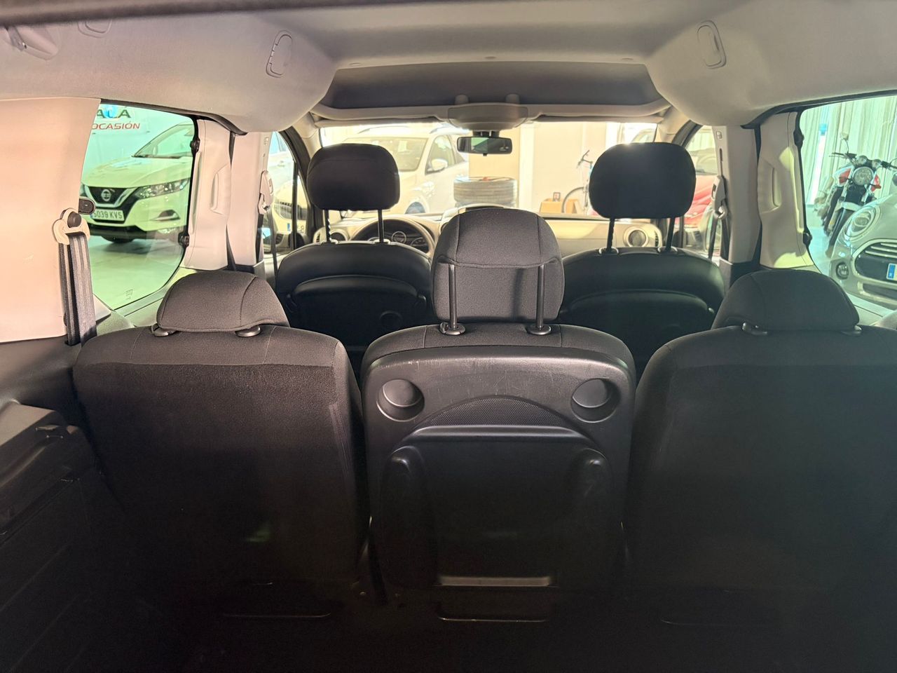 Peugeot Partner TEPEE 1.6 BLUEHDI 120CV - Foto 8