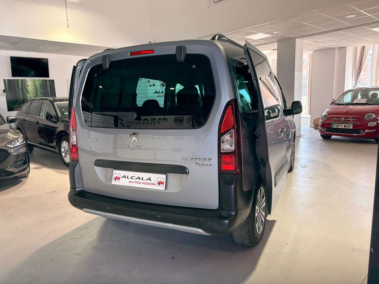 Peugeot Partner TEPEE 1.6 BLUEHDI 120CV - Foto 9