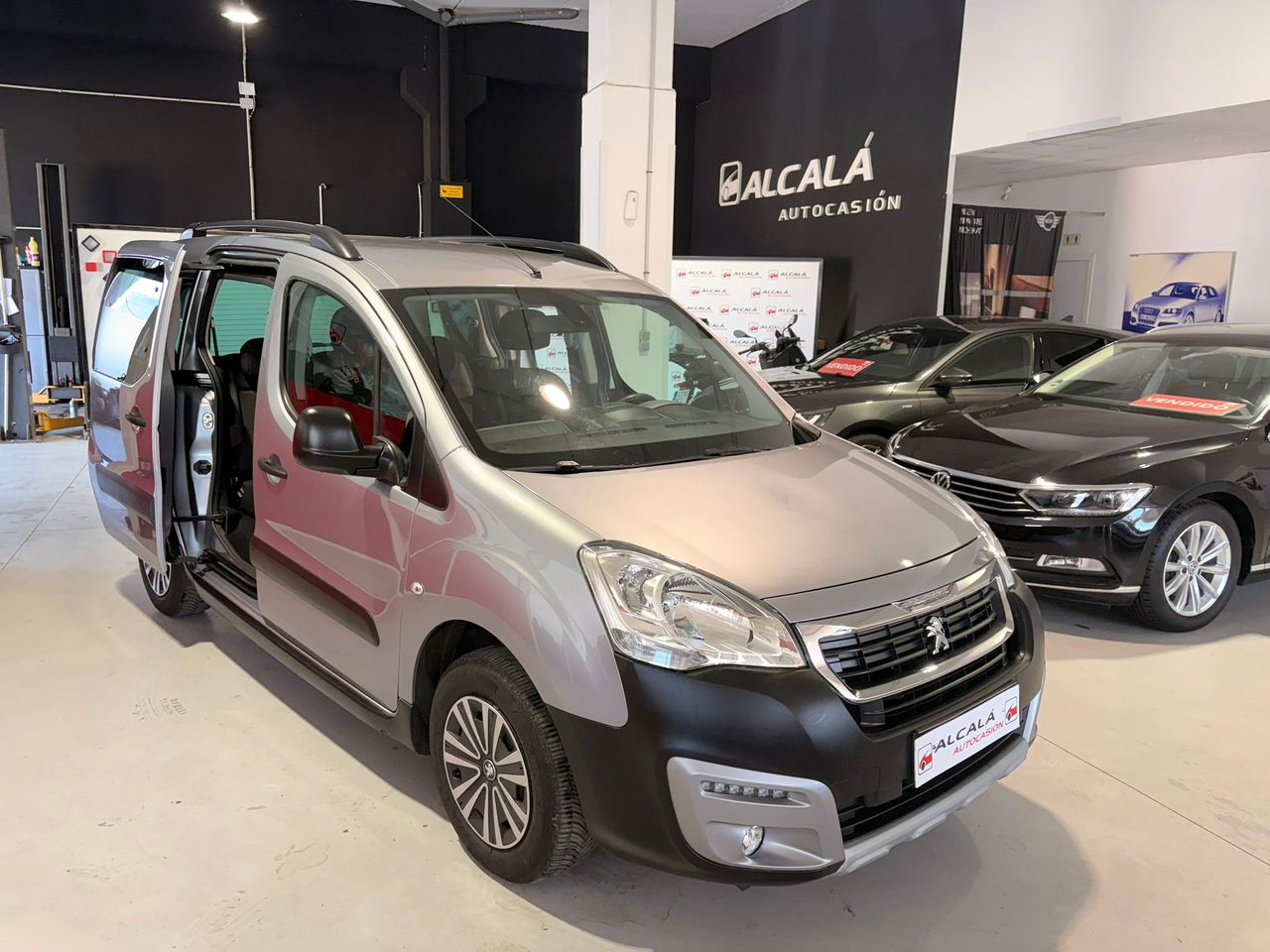 Peugeot Partner TEPEE 1.6 BLUEHDI 120CV - Foto 6