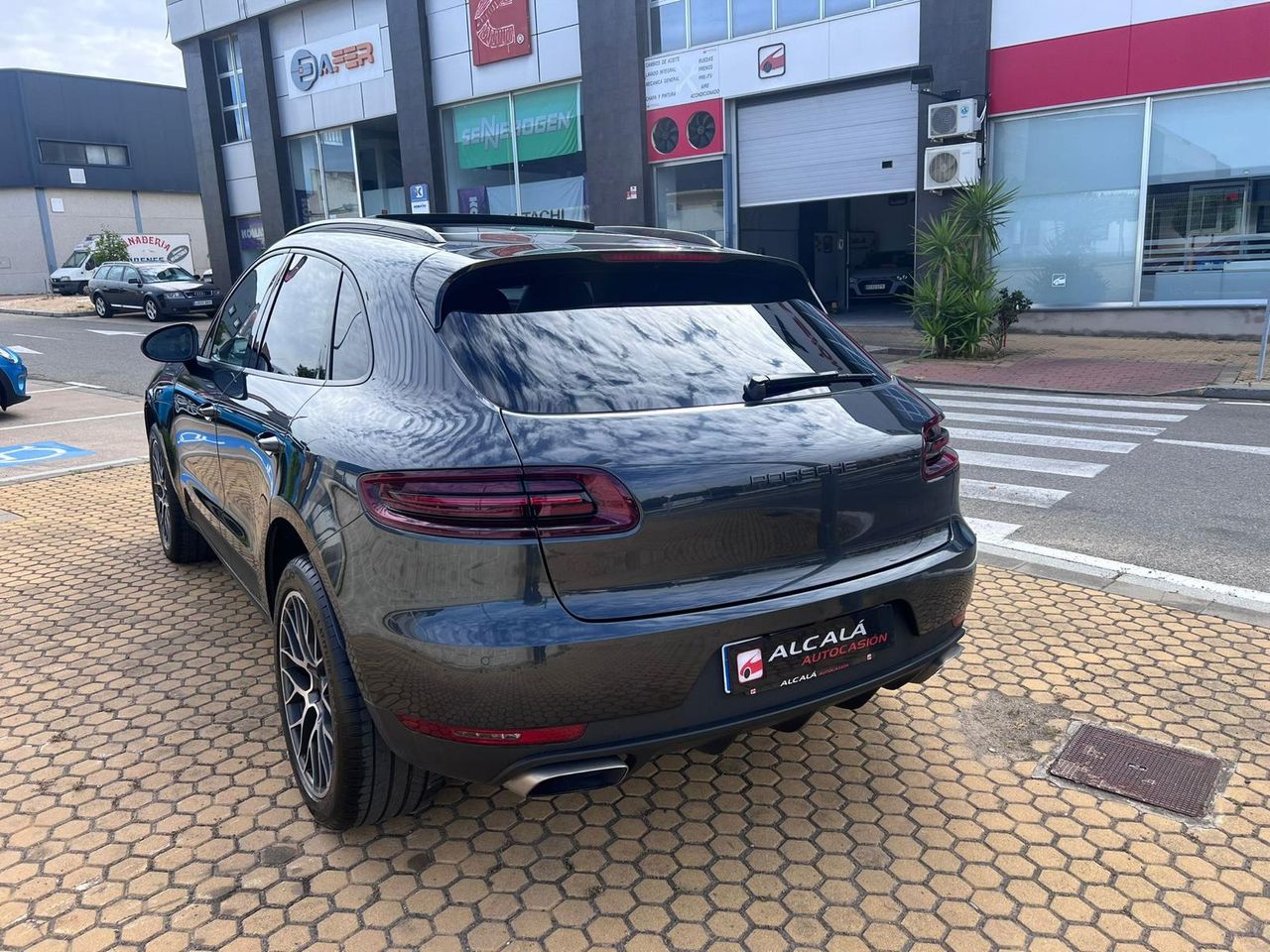 Porsche Macan - Foto 21