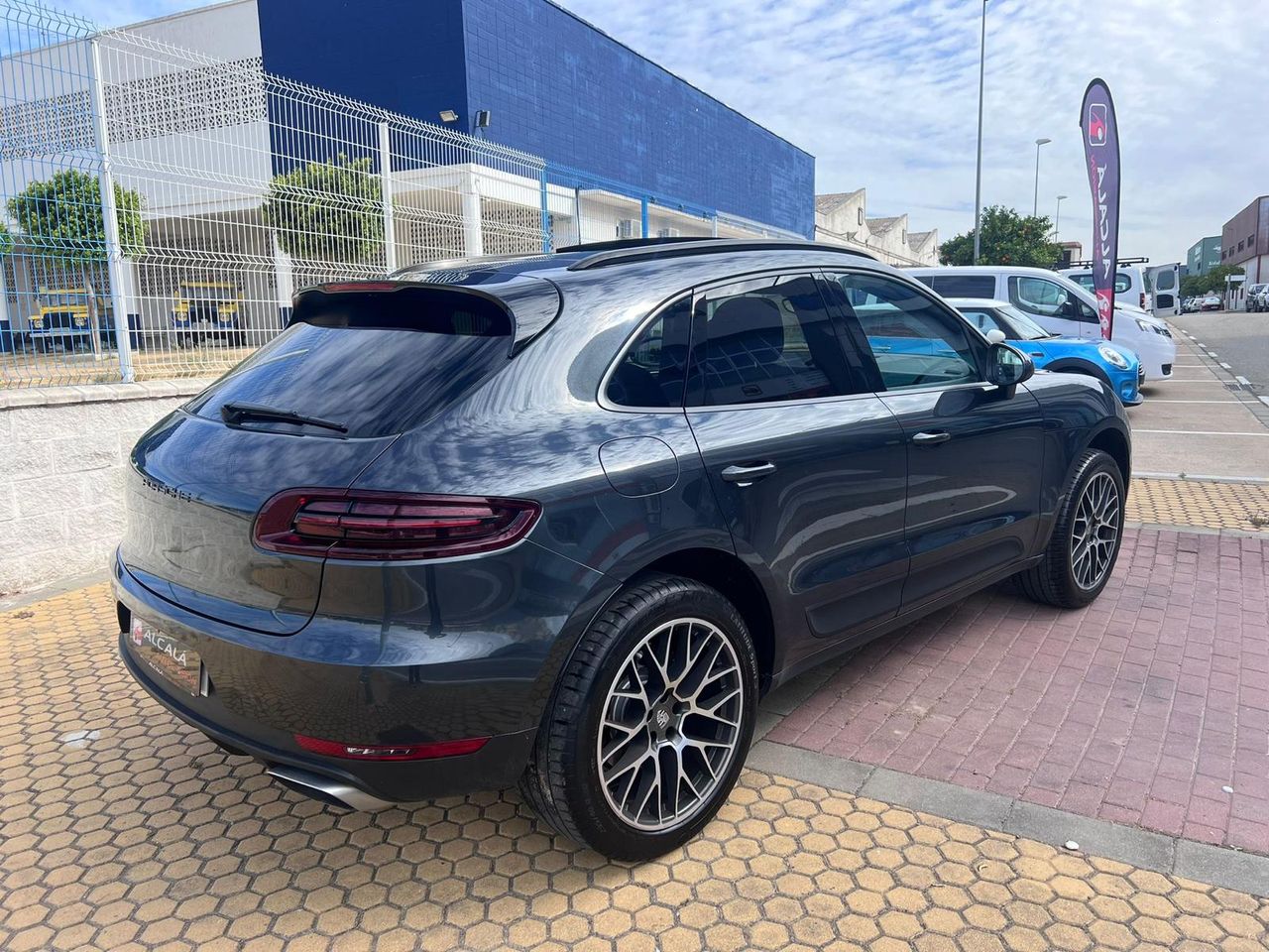 Porsche Macan - Foto 24