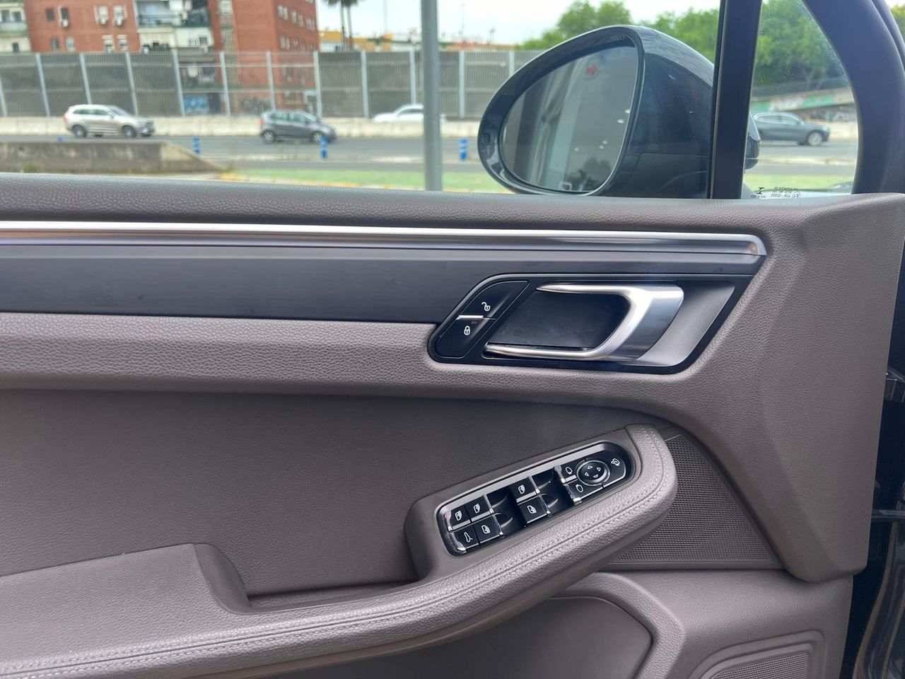 Porsche Macan - Foto 27