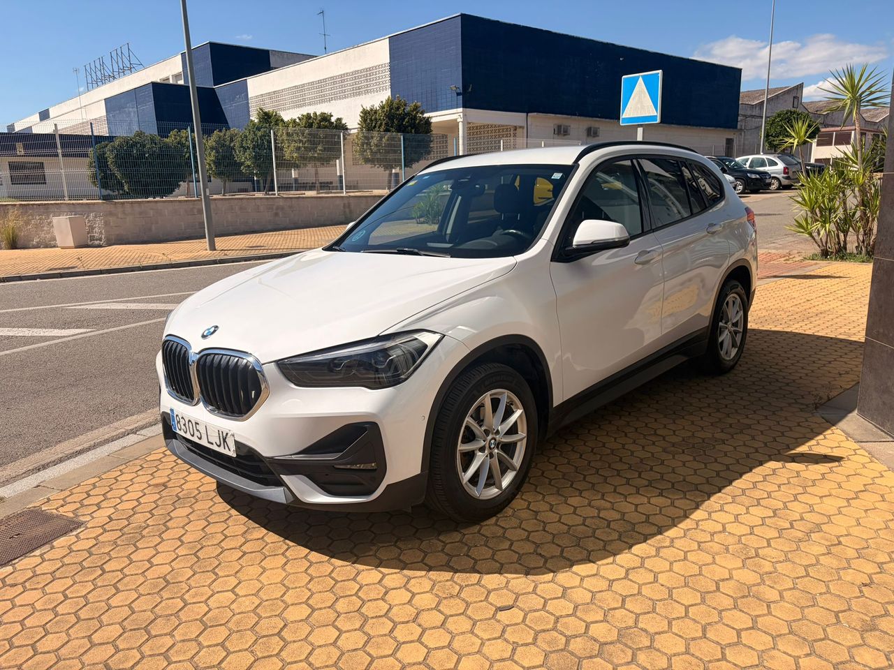 BMW X1 sDrive 16d Auto. Business - Foto 8