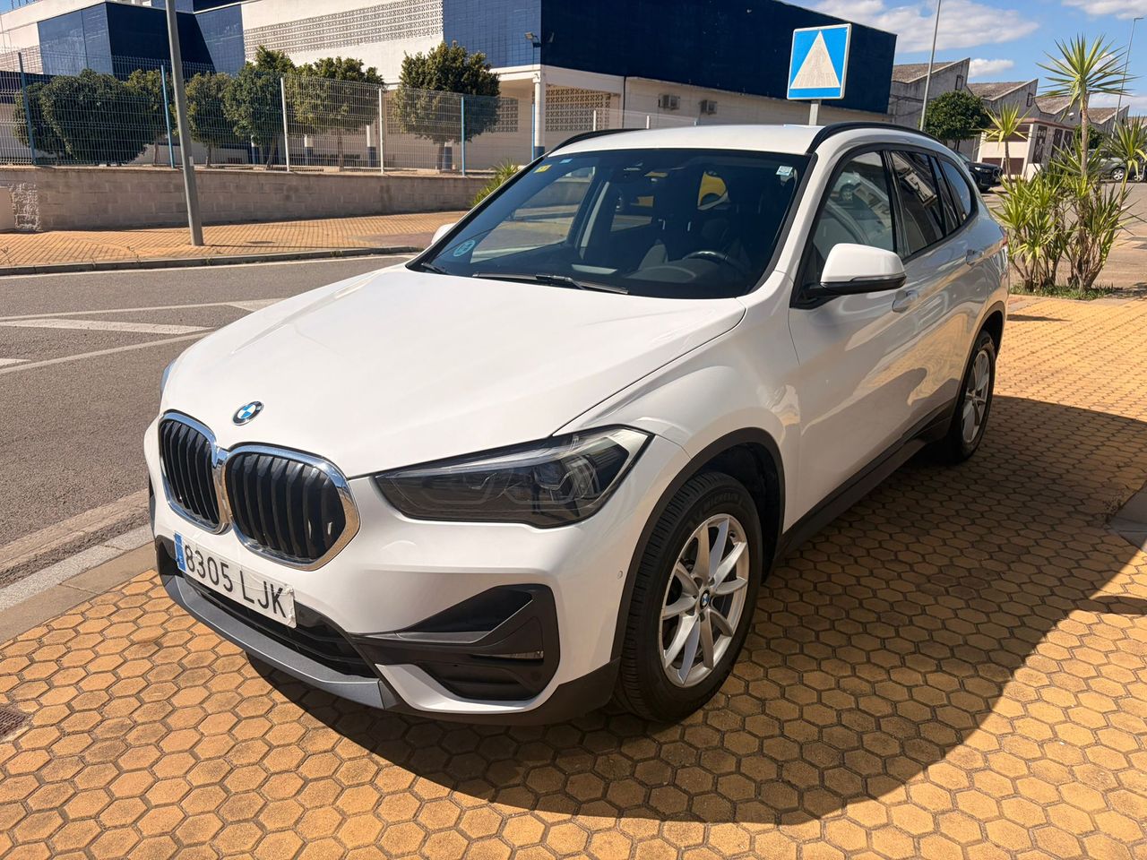 BMW X1 sDrive 16d Auto. Business - Foto 21