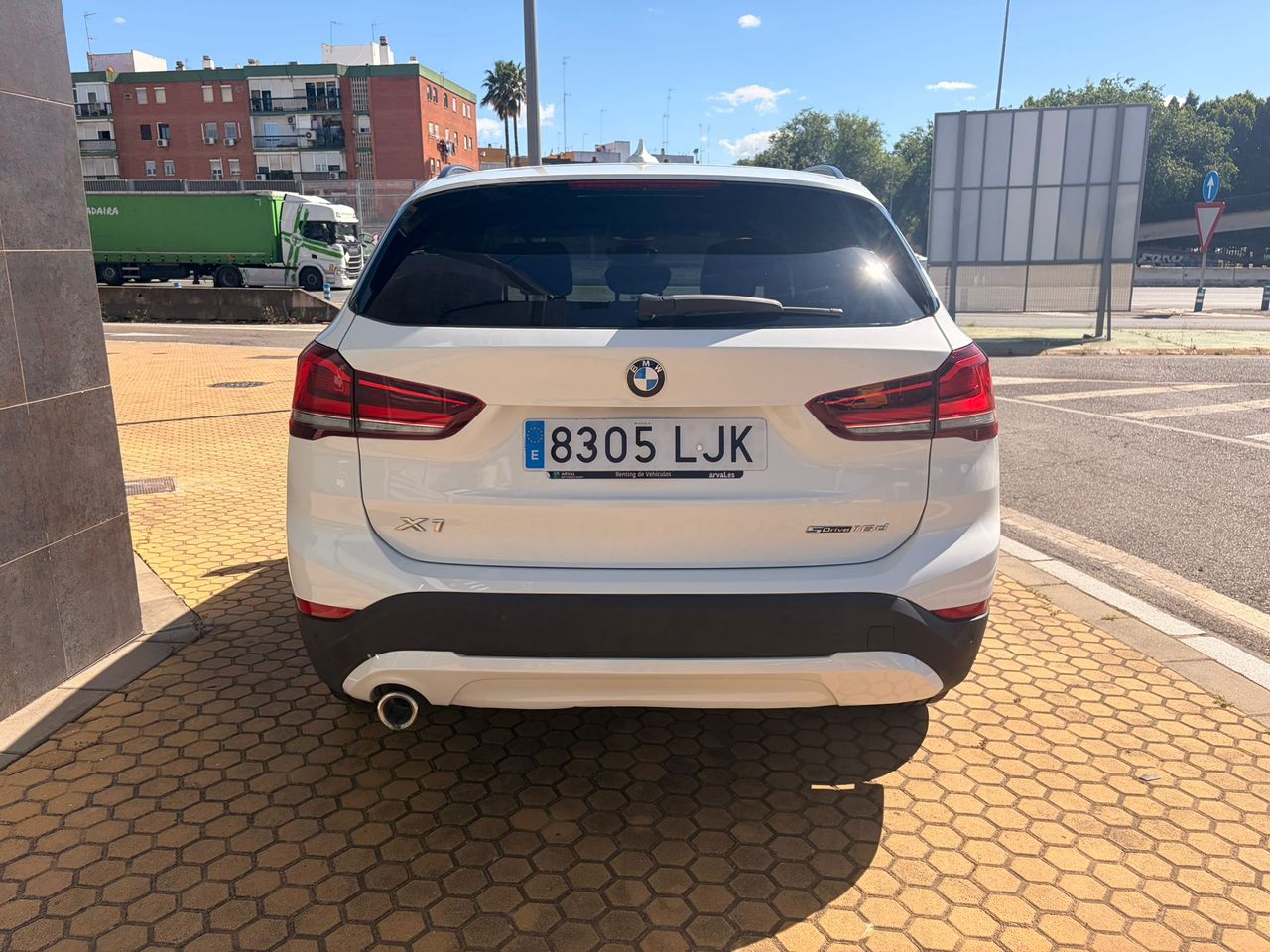 BMW X1 sDrive 16d Auto. Business - Foto 4