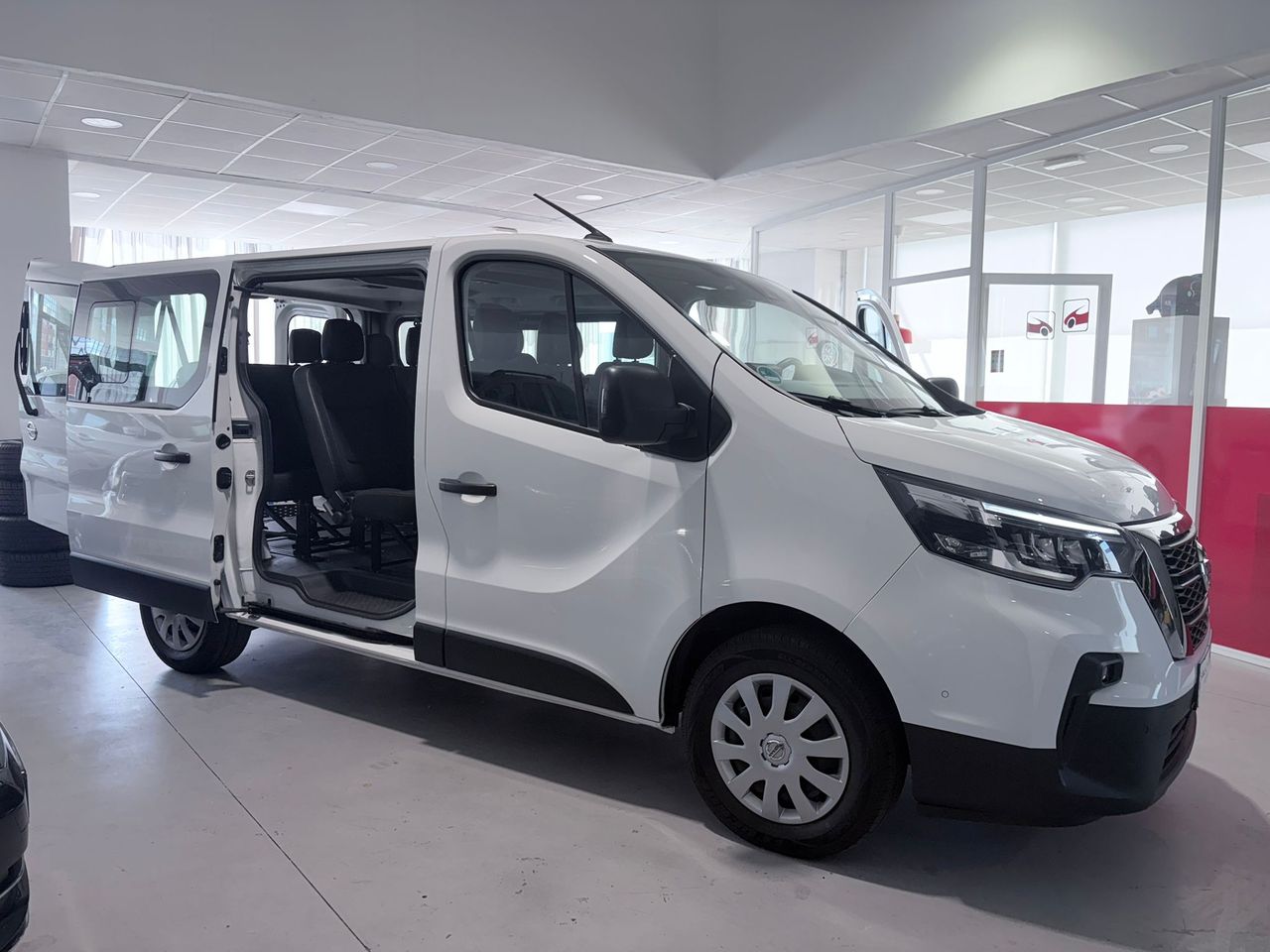 Nissan Primastar COMBI 9 2.8T N-CONNECTA 150CV - Foto 13