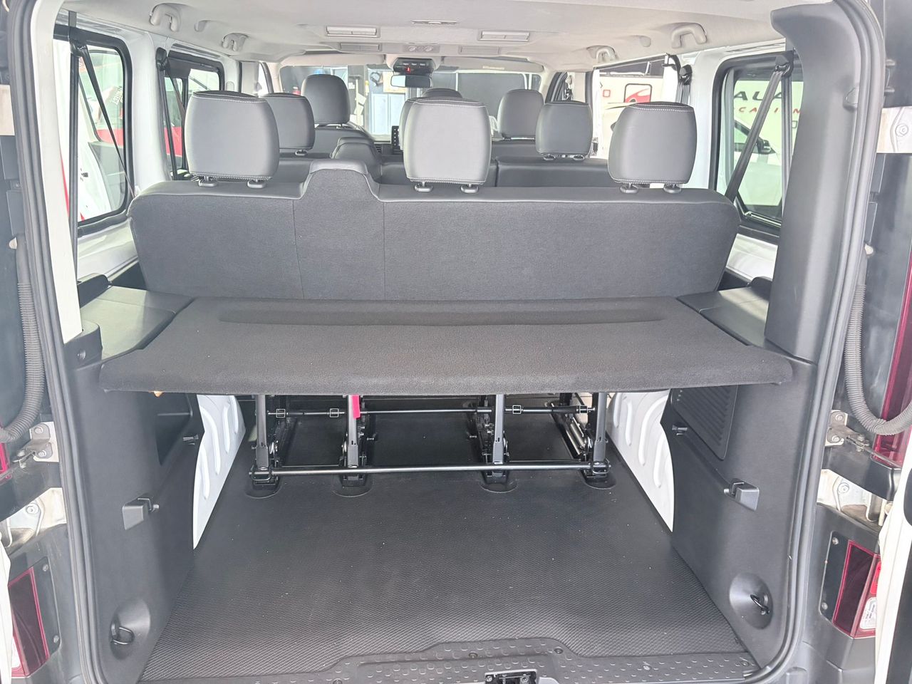 Nissan Primastar COMBI 9 2.8T N-CONNECTA 150CV - Foto 27