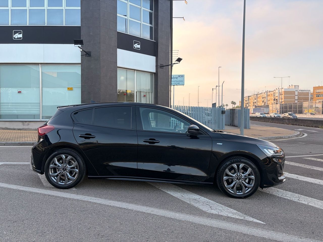 Ford Focus Berlina ST-Line X 1.0 EcoBoost MHEV 92 kW (125 CV) - Foto 40