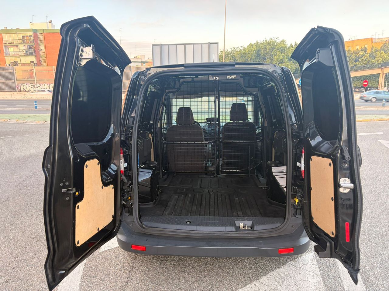 Ford Transit Courier VAN 1.5 TDCI TREND 100CV - Foto 25