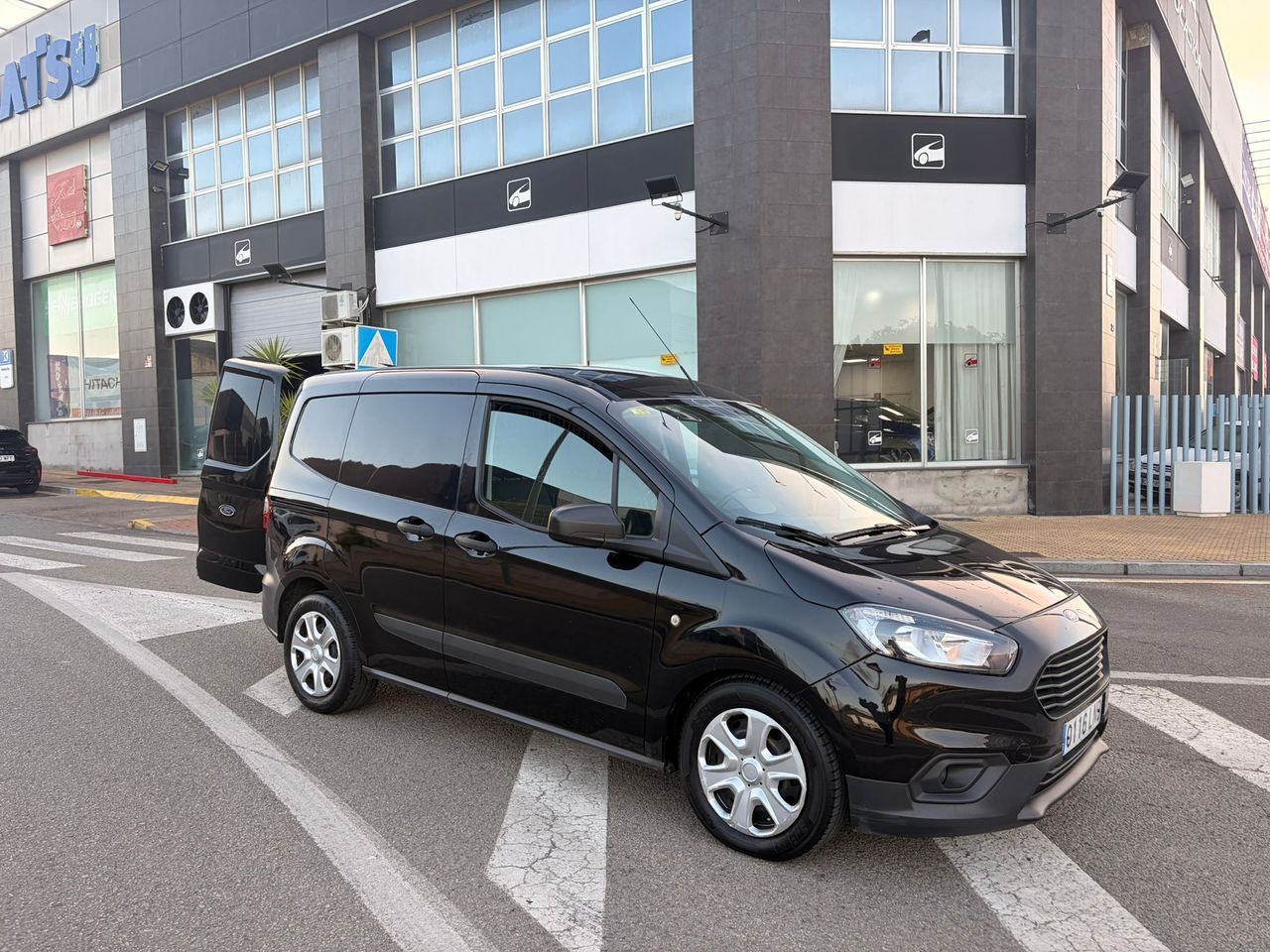 Ford Transit Courier VAN 1.5 TDCI TREND 100CV - Foto 40