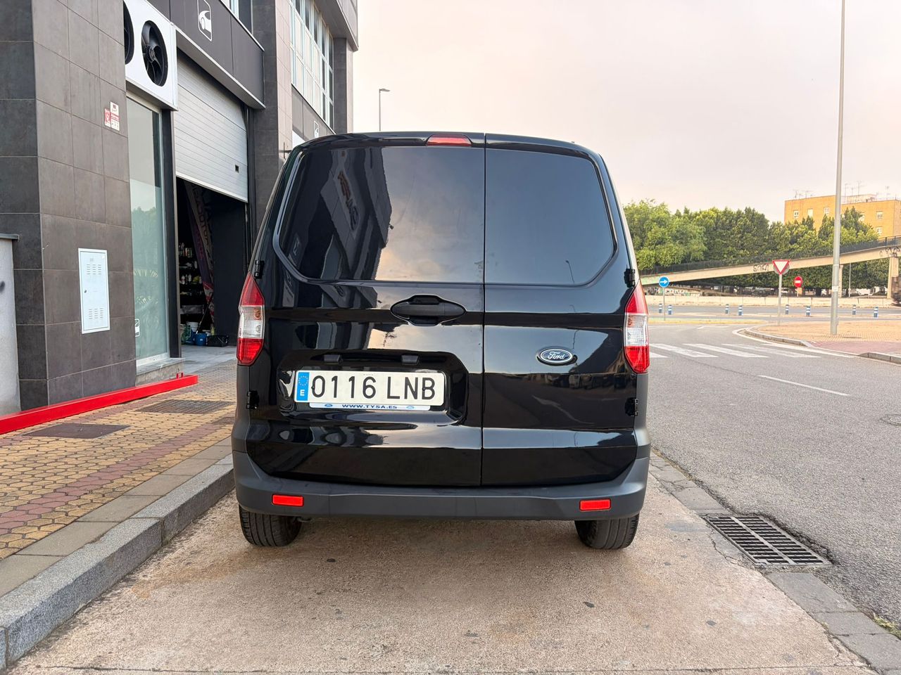 Ford Transit Courier VAN 1.5 TDCI TREND 100CV - Foto 10