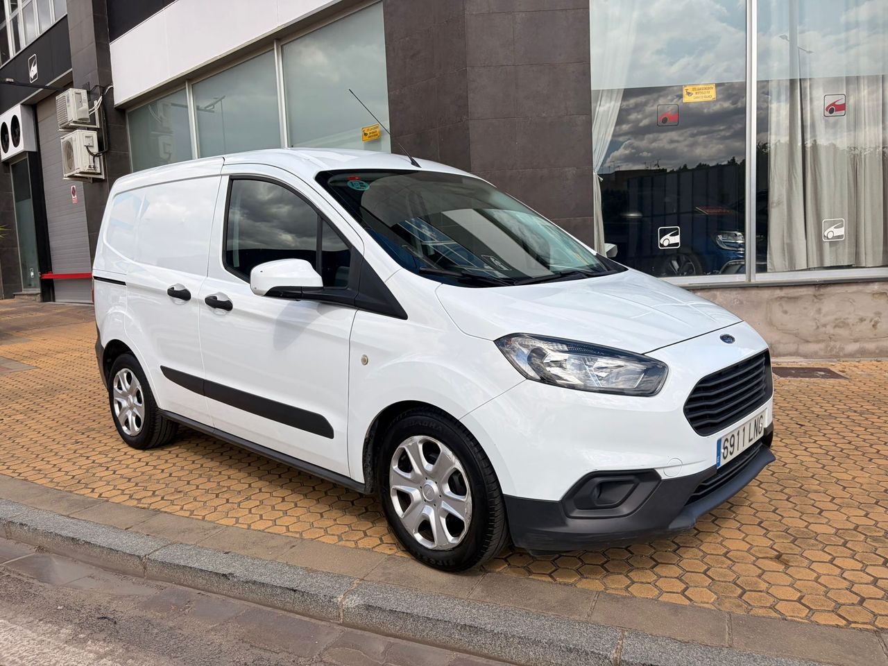 Ford Transit Courier VAN 1.5 TDCI TREND 75CV - Foto 34
