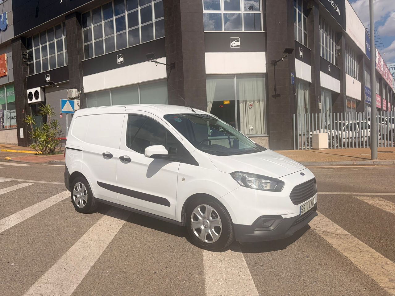 Ford Transit Courier VAN 1.5 TDCI TREND 75CV - Foto 19