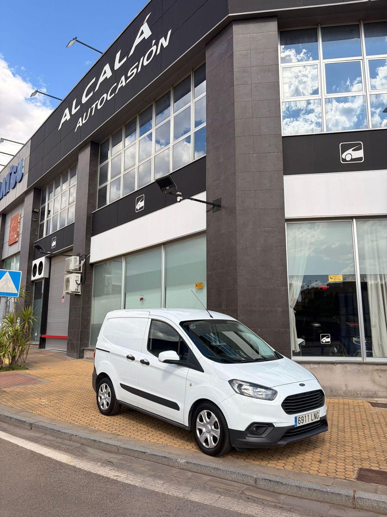Ford Transit Courier VAN 1.5 TDCI TREND 75CV - Foto 35