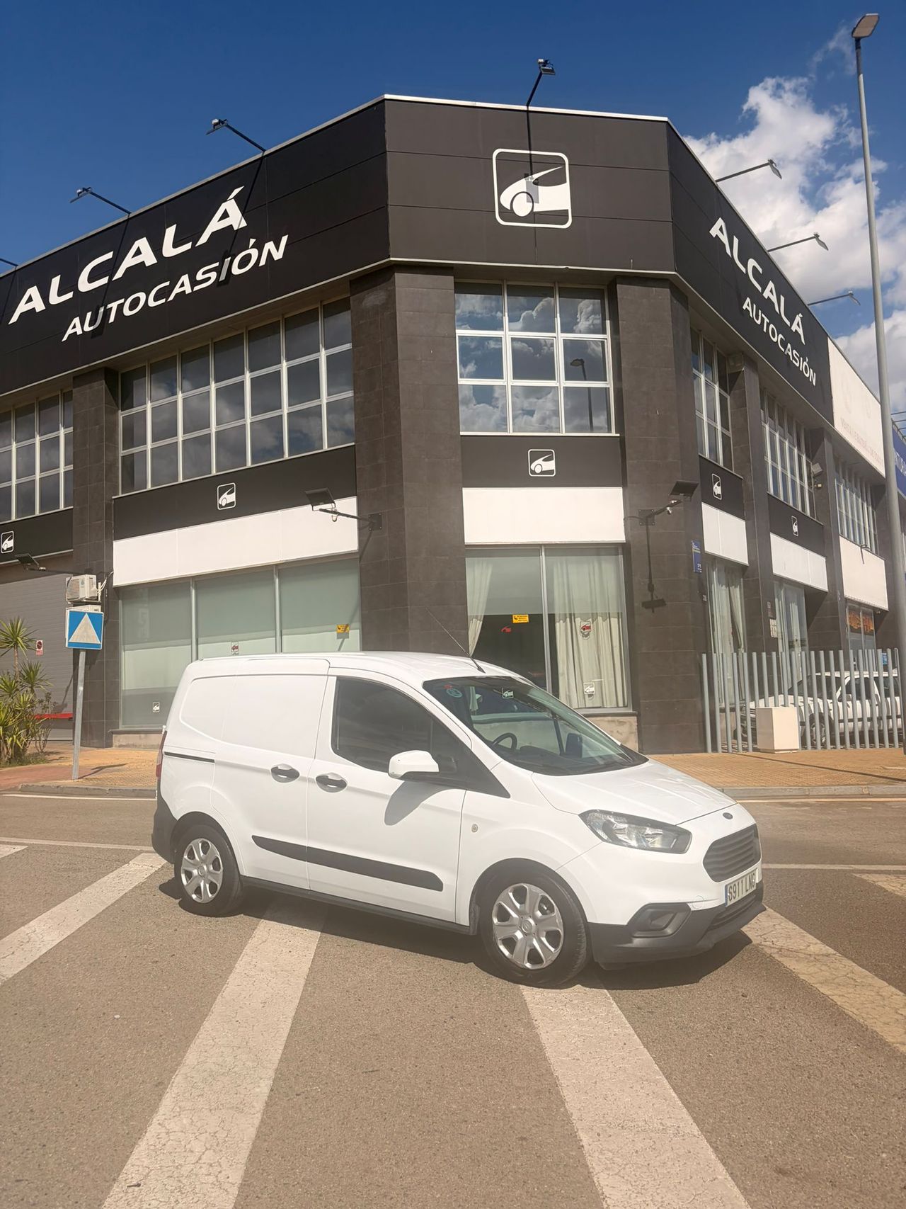 Ford Transit Courier VAN 1.5 TDCI TREND 75CV - Foto 17