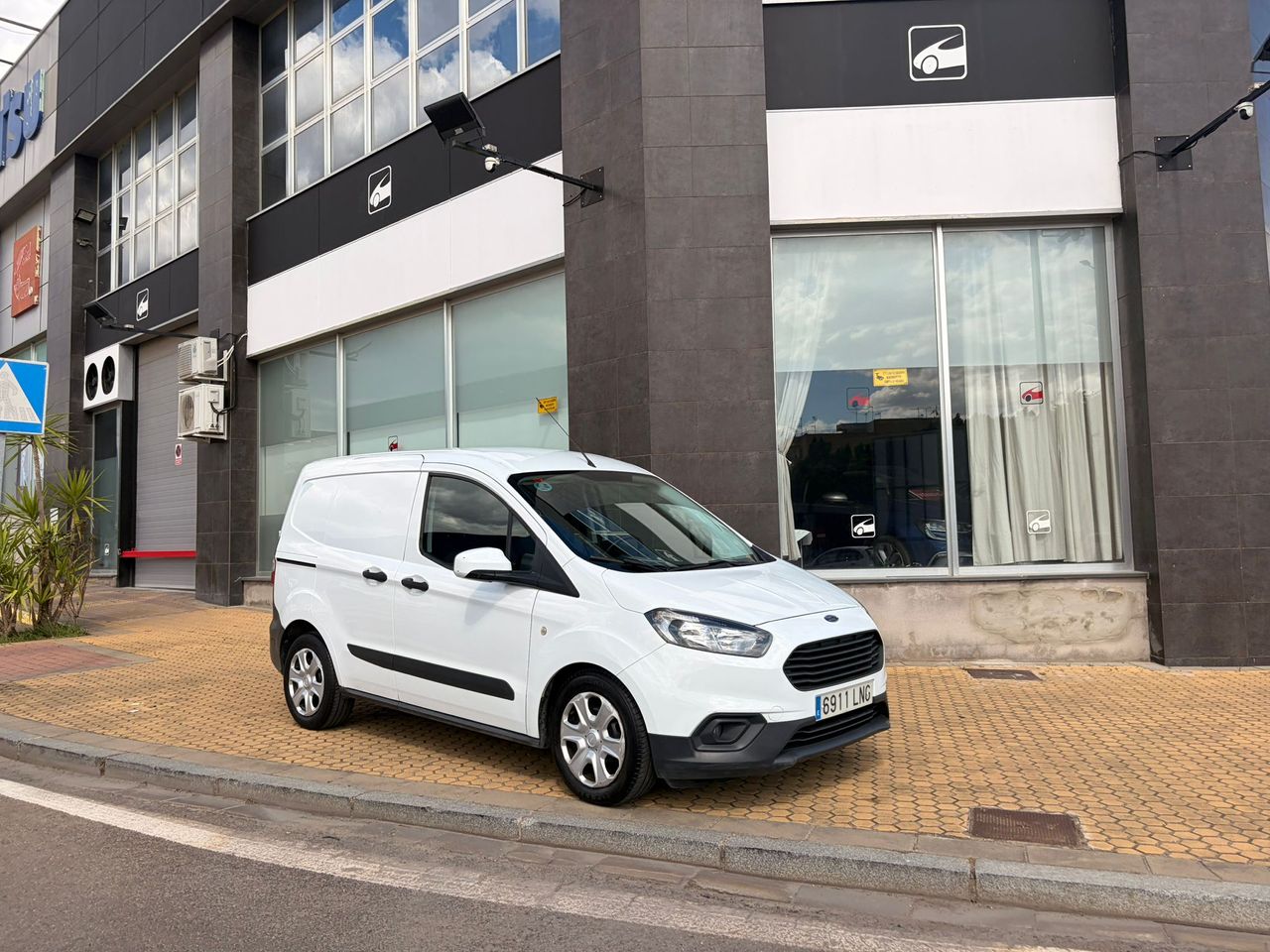 Ford Transit Courier VAN 1.5 TDCI TREND 75CV - Foto 11