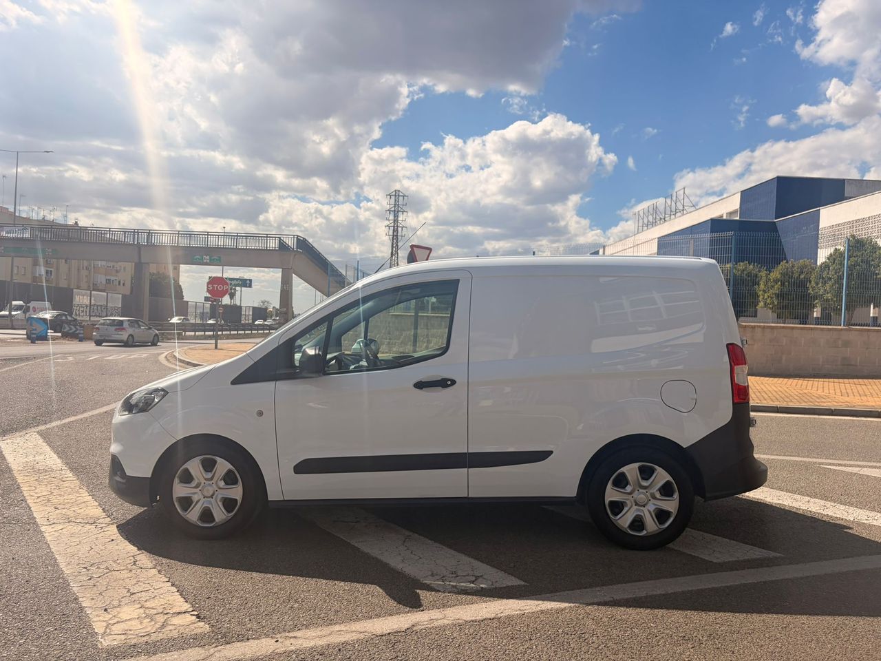 Ford Transit Courier VAN 1.5 TDCI TREND 75CV - Foto 7