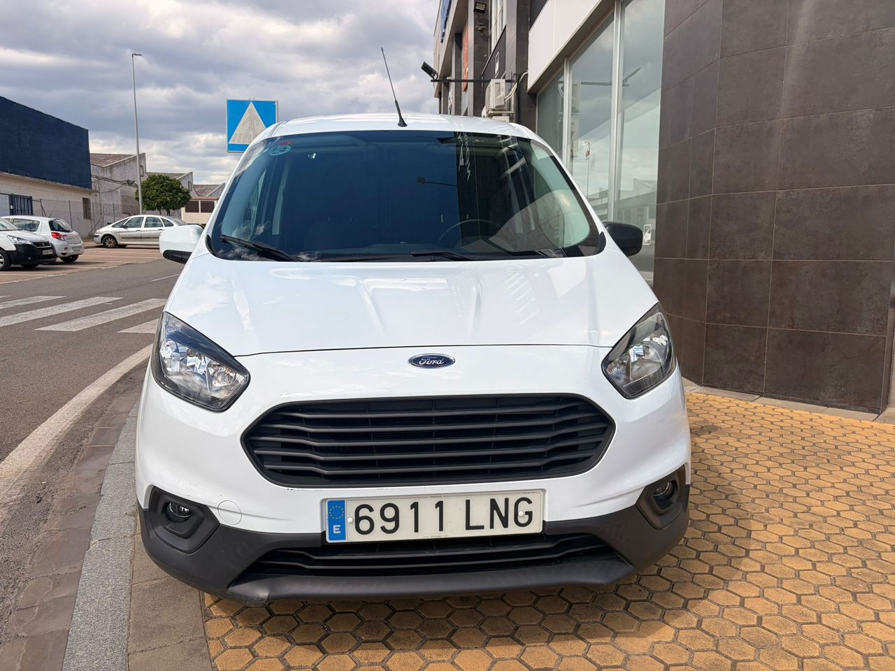 Ford Transit Courier VAN 1.5 TDCI TREND 75CV - Foto 29
